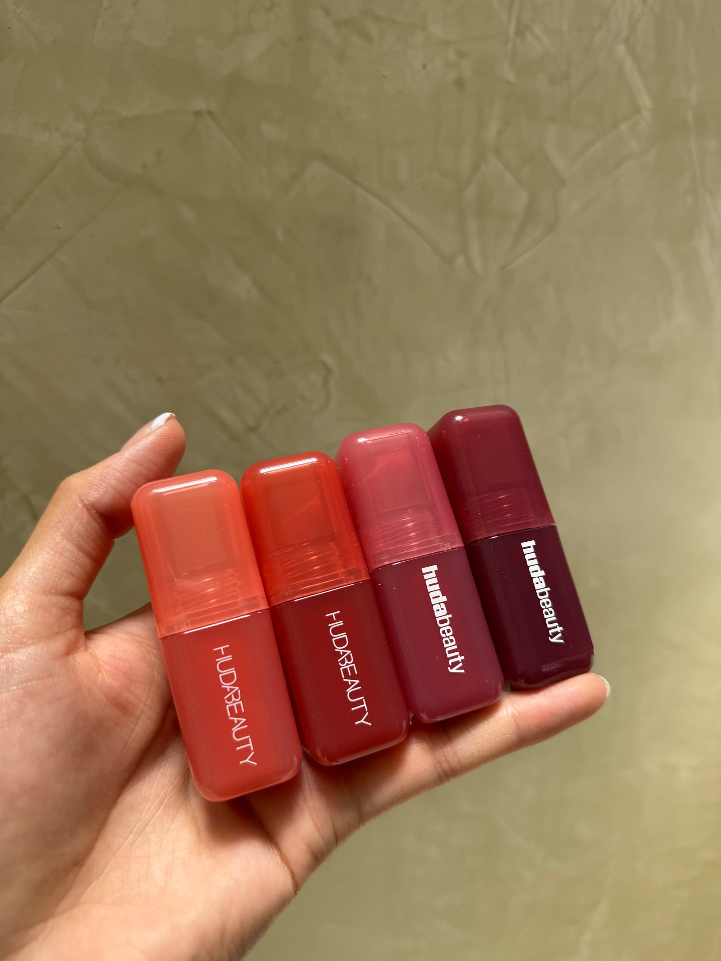 HUDA BEAUTY Blush Filter Soft Glow Liquid Blush SUNSET LYCHEE