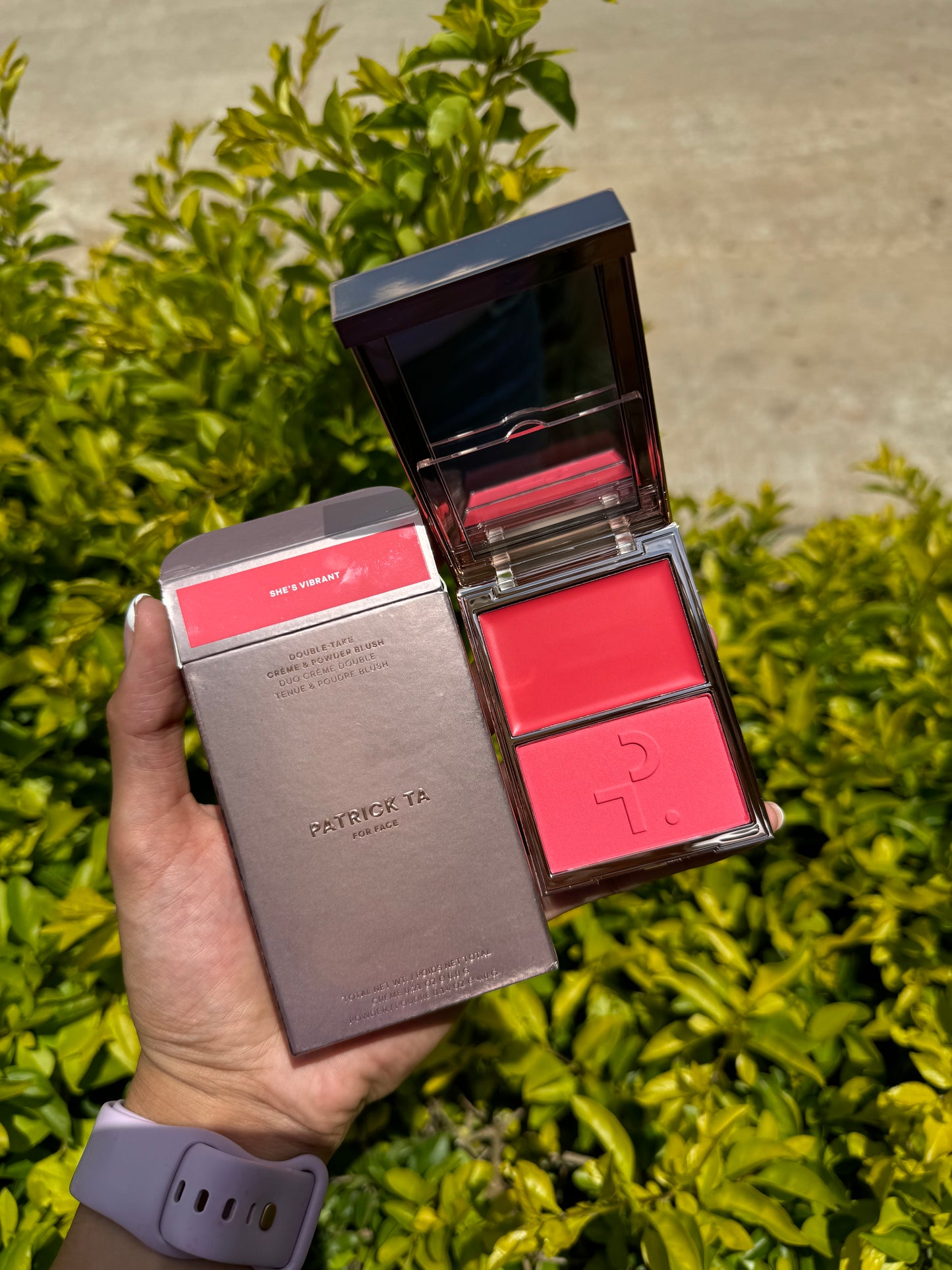 Double Take Crème & Powder Blush Patrick Ta SHE’S VIBRANT