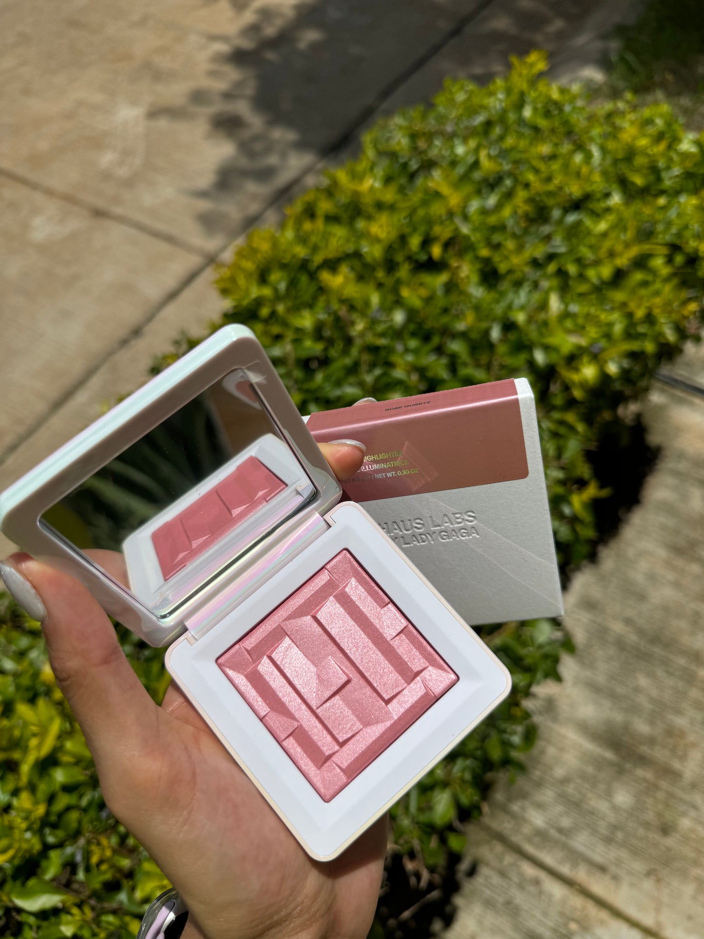 Bio-Radiant Gel-Powder Highlighter Haus Labs- ROSE QUARTZ