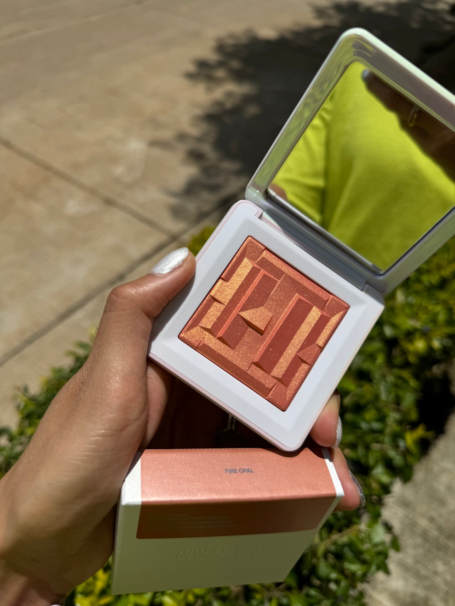 Bio-Radiant Gel-Powder Highlighter Haus Labs- FIRE OPAL