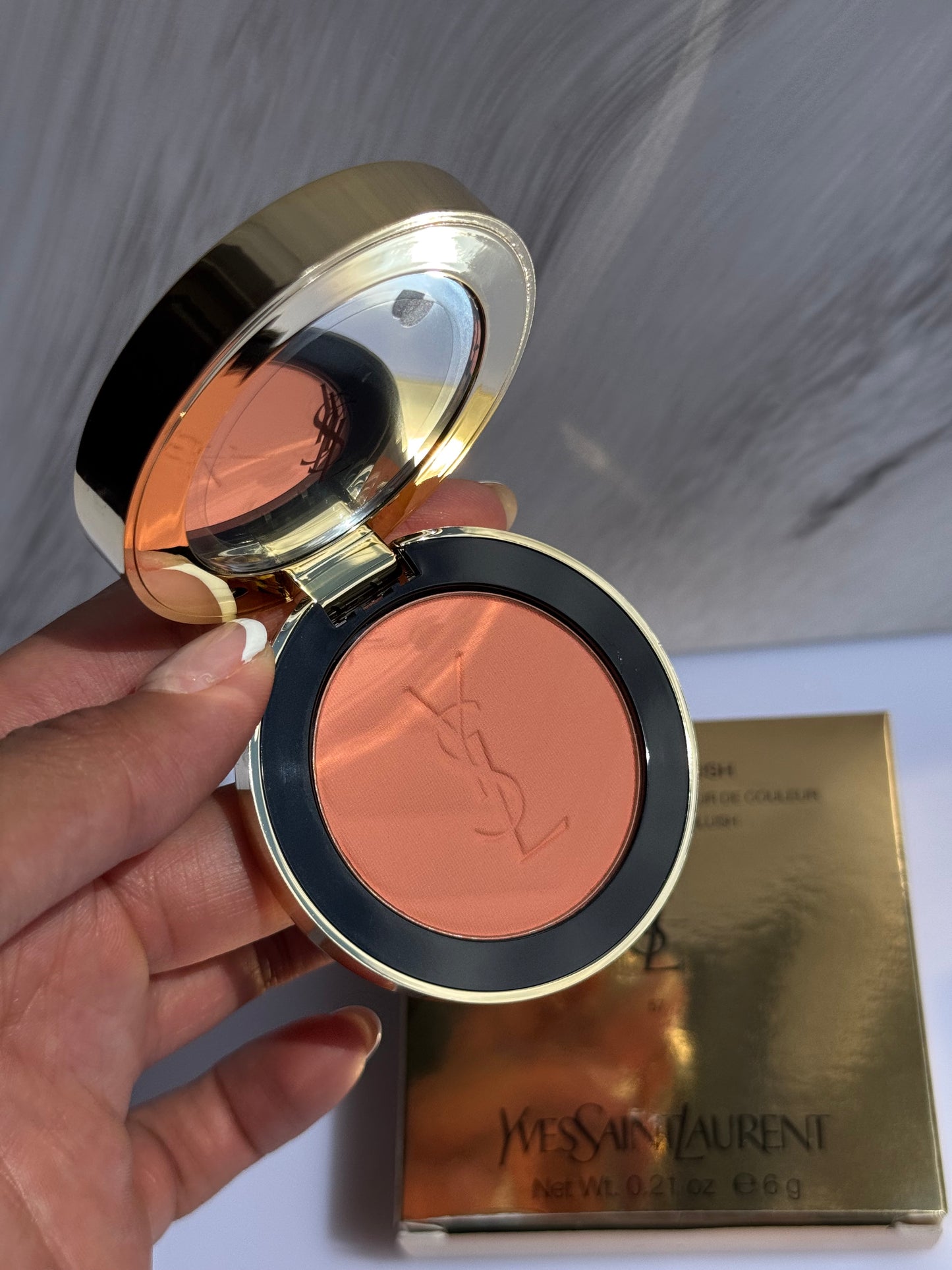 Make me Blush 24H Biuldable Blurring Powder Blush YSL- 57 CORAL CLASH