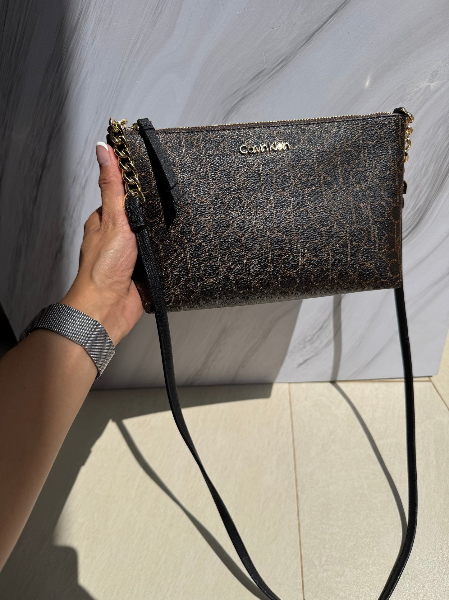 Crossbody Calvin Klein Cafe con Logo