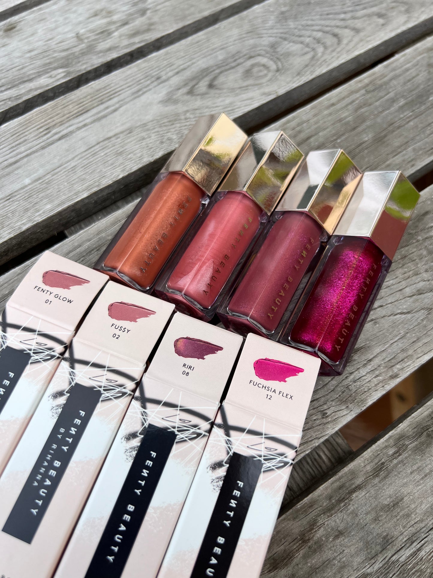 Fenty Beauty By Rihanna Gloss Bomb Universal Lip Luminizer
