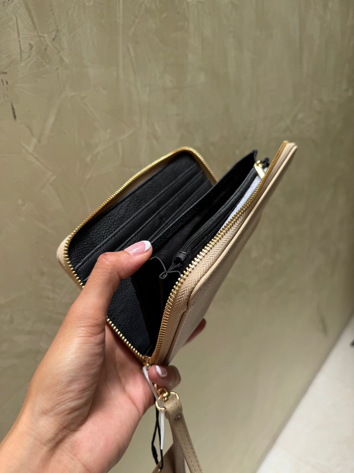 Cartera Steve Madden Beige