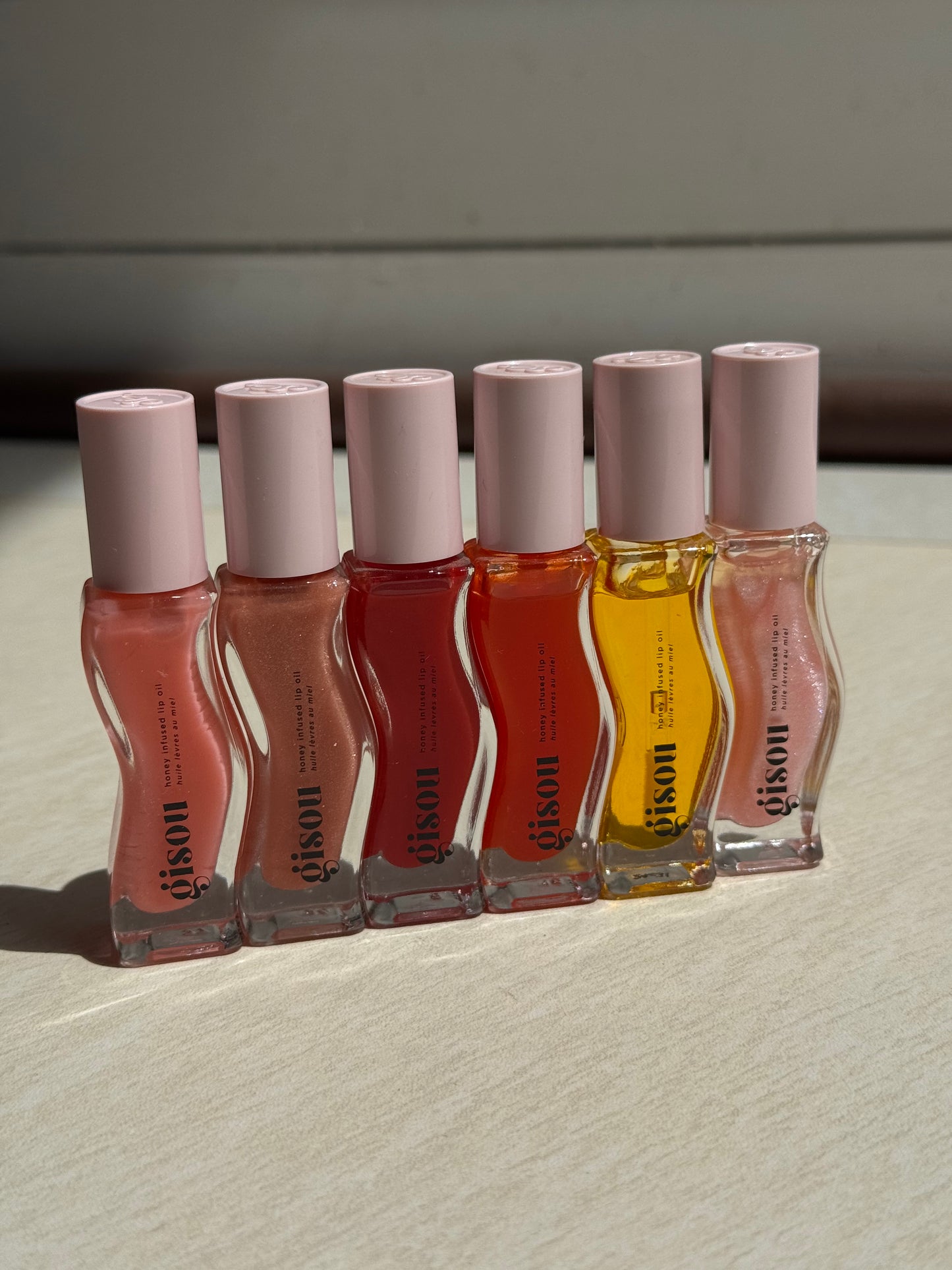 Honey Infused Hydrating Lip Oil Gisou