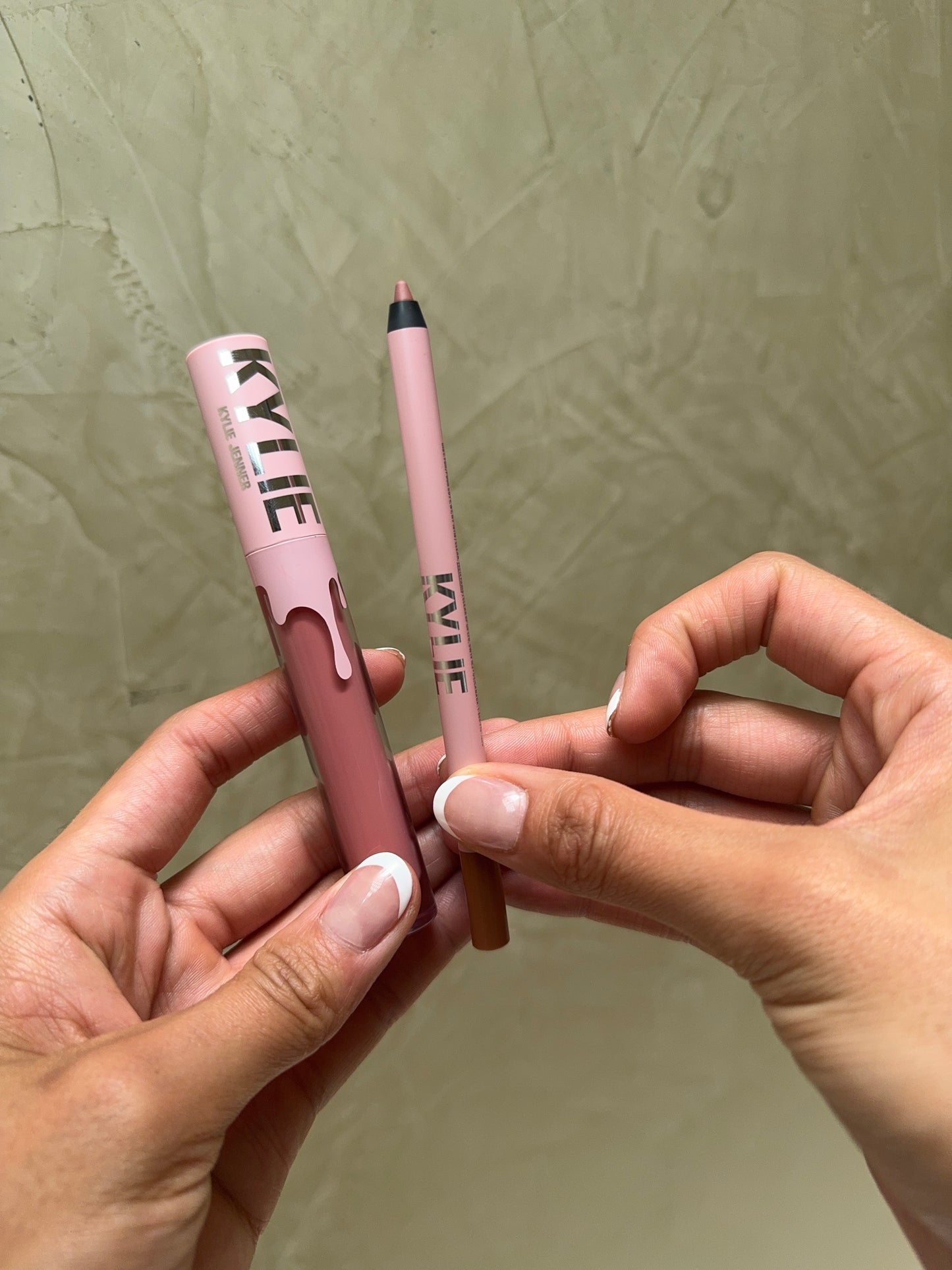 Matte Lip Kit Kylie Cosmetics