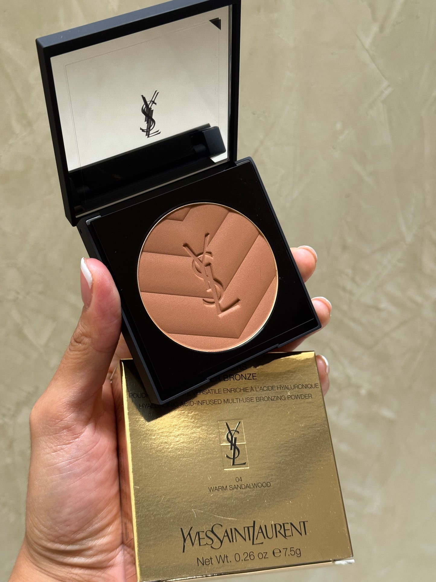 Yves Saint Laurent All Hours 24H Hyper Sunkissed Glow Bronzer TONO-04 Warm Sandalwood