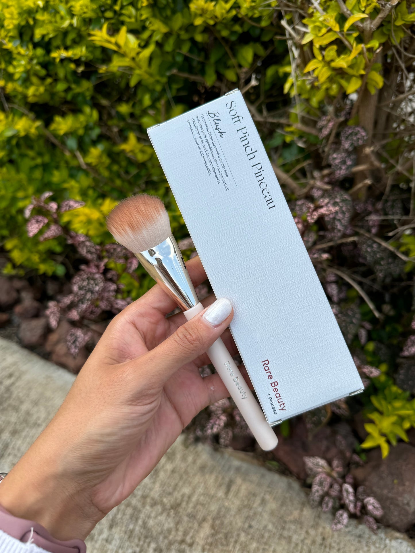 Soft Pinch Blush Brush Rare Beauty