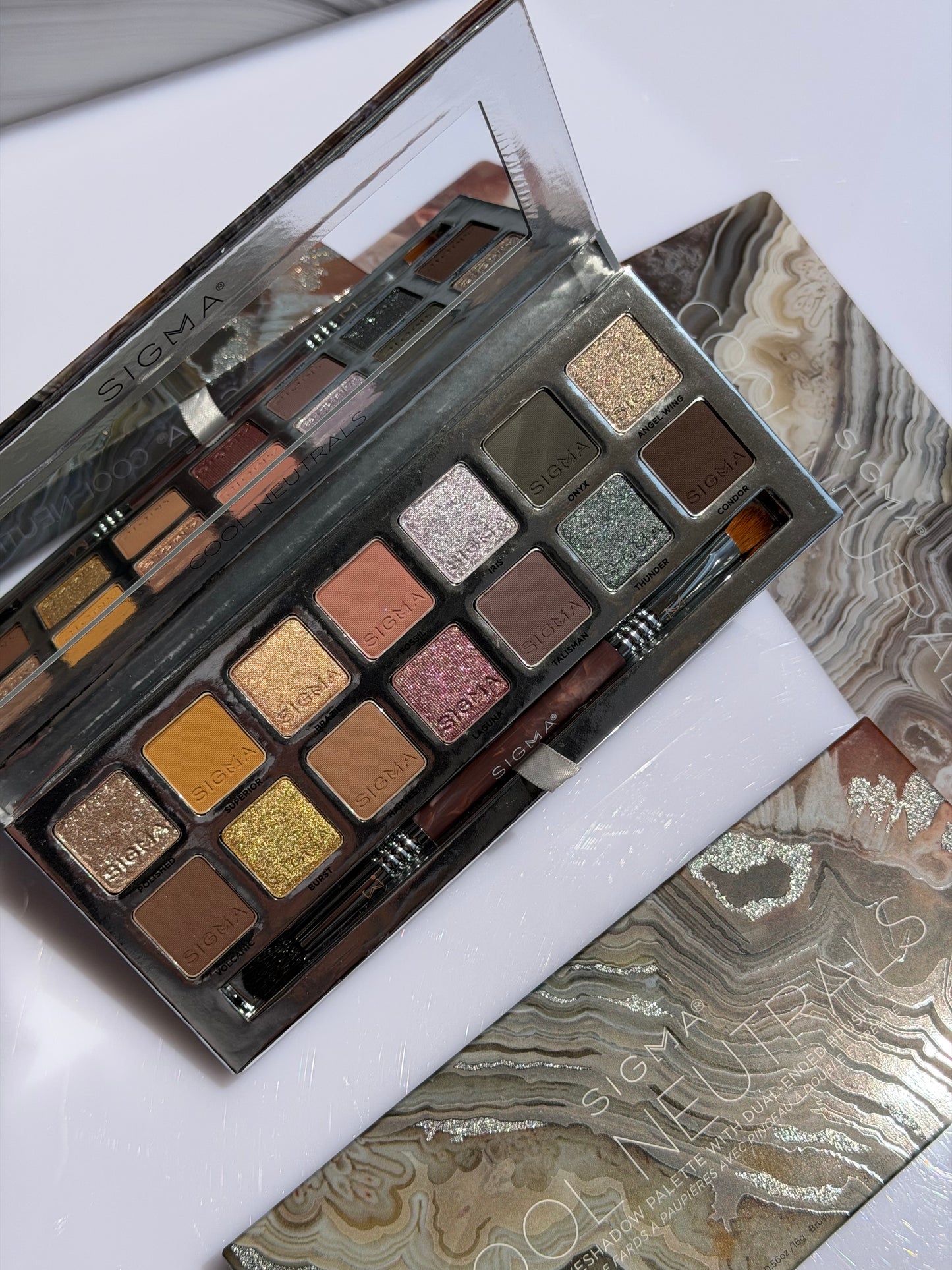 Sigma Beauty-Cool Neutrals Eyeshadow Palette