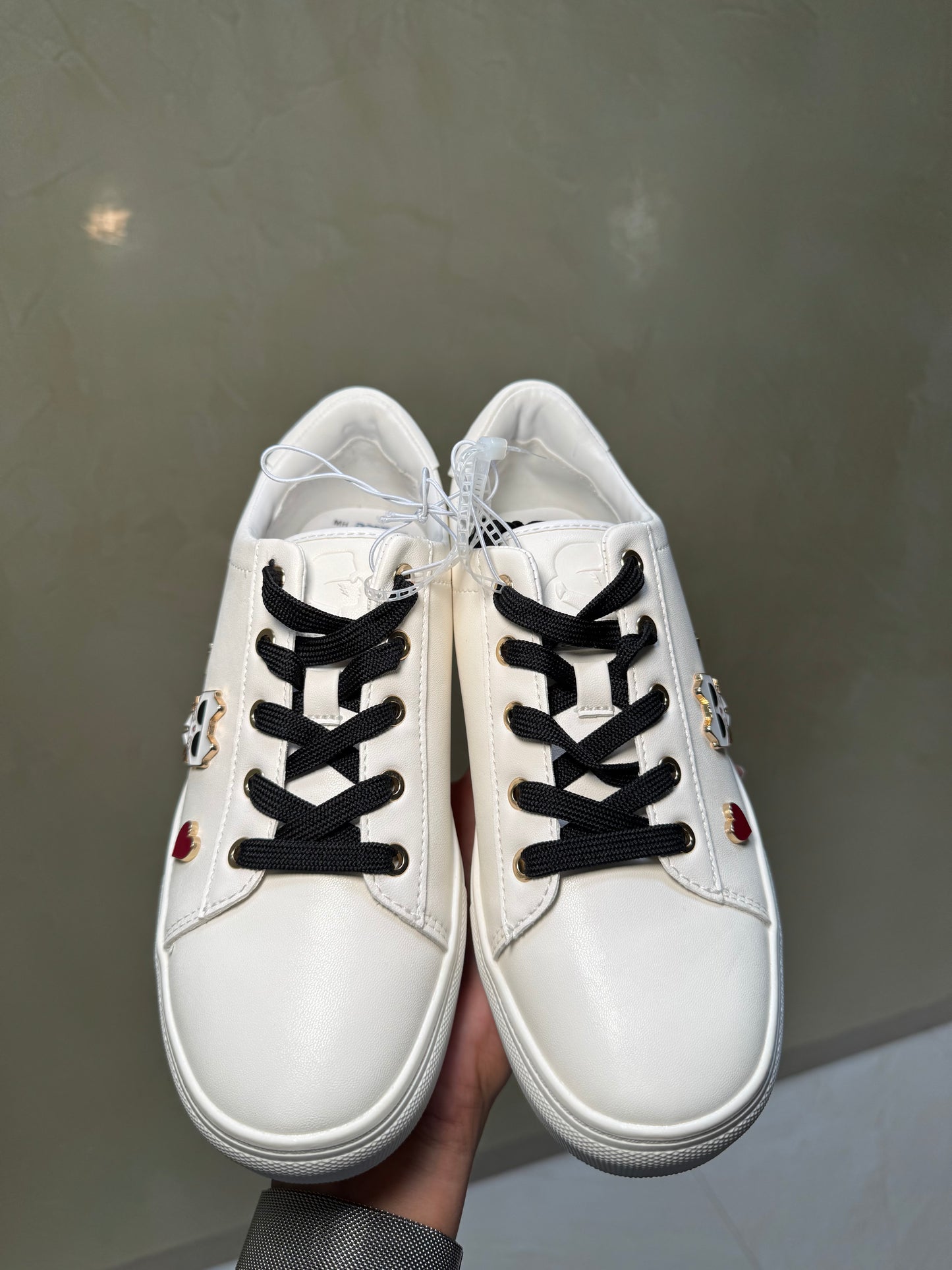 Tenis Karl Lagerfeld Talla 23mx (sin caja)