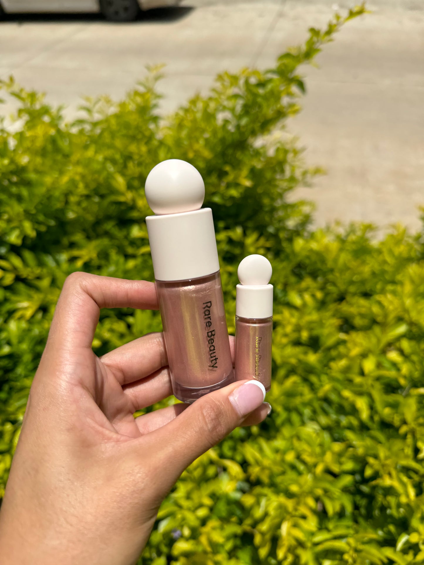 Mini Positive Light Liquid Luminizer Highlight- RARE BEAUTY