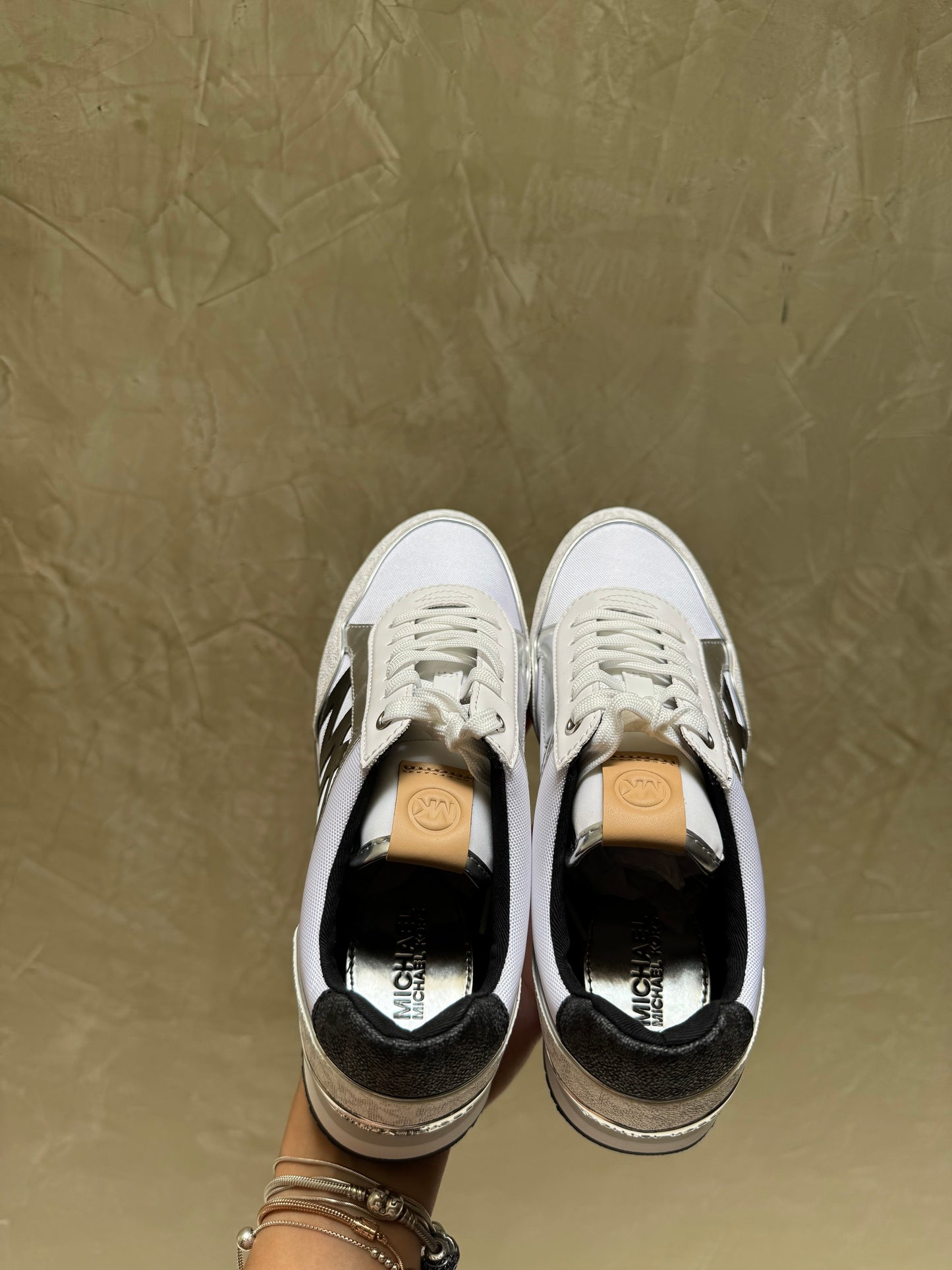 Tenis Michael Kors Blancos talla 24MX (sin caja)