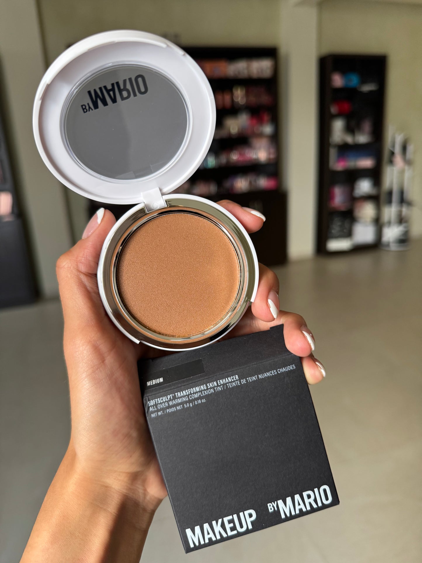 MAKEUP BY MARIO SoftSculpt Transforming Skin Enhancer- TONO- MEDIUM