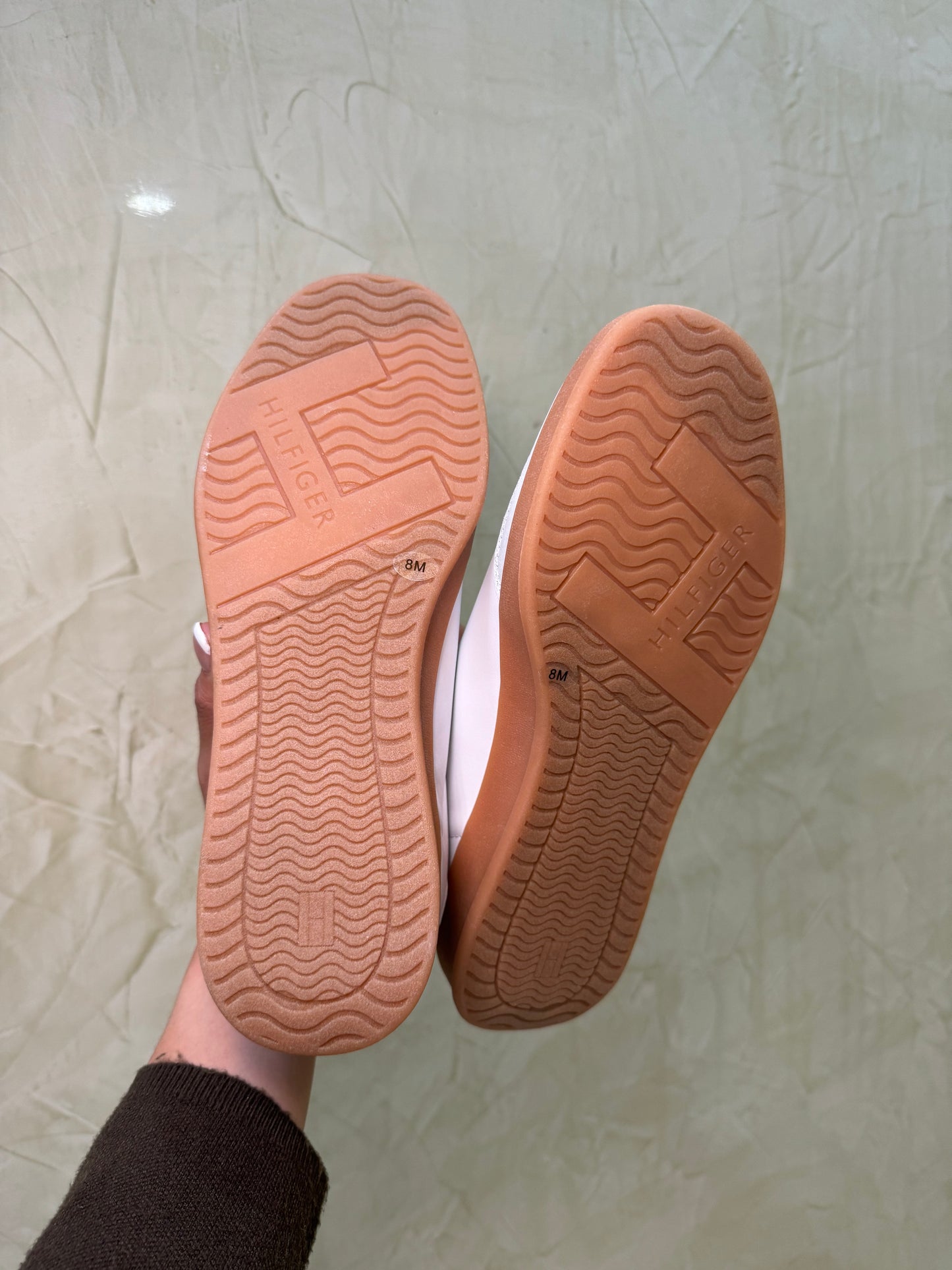 Tenis Tommy Hilfiger Talla 25MX (sin caja)