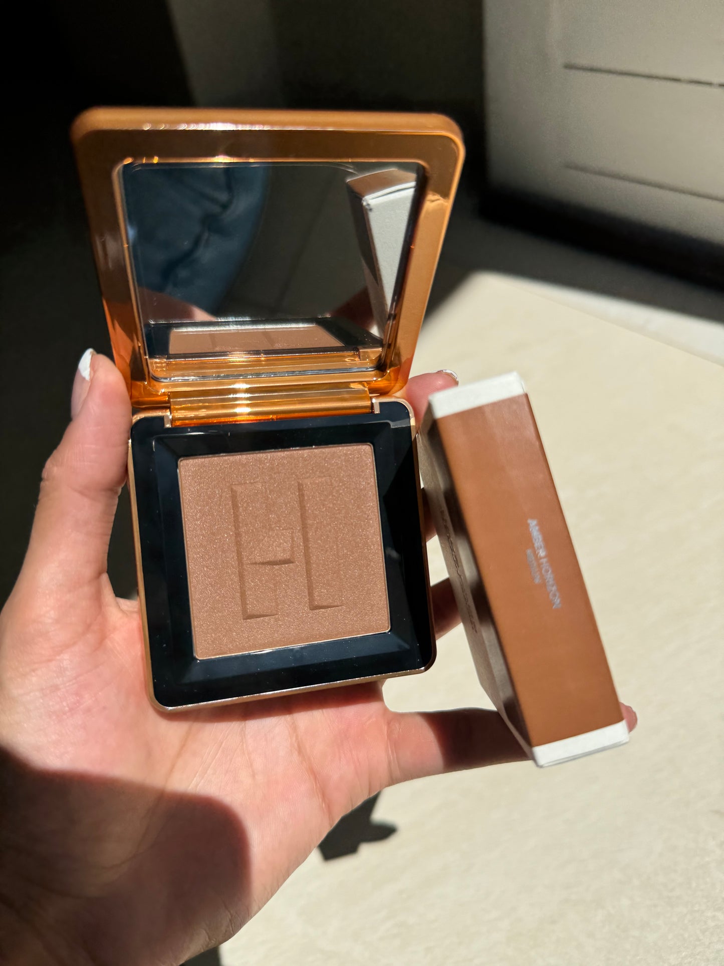 HAUS LABS BY LADY GAGA Power Sculpt Velvet Talc-Free Powder Bronzer- Amber Horizon Medium