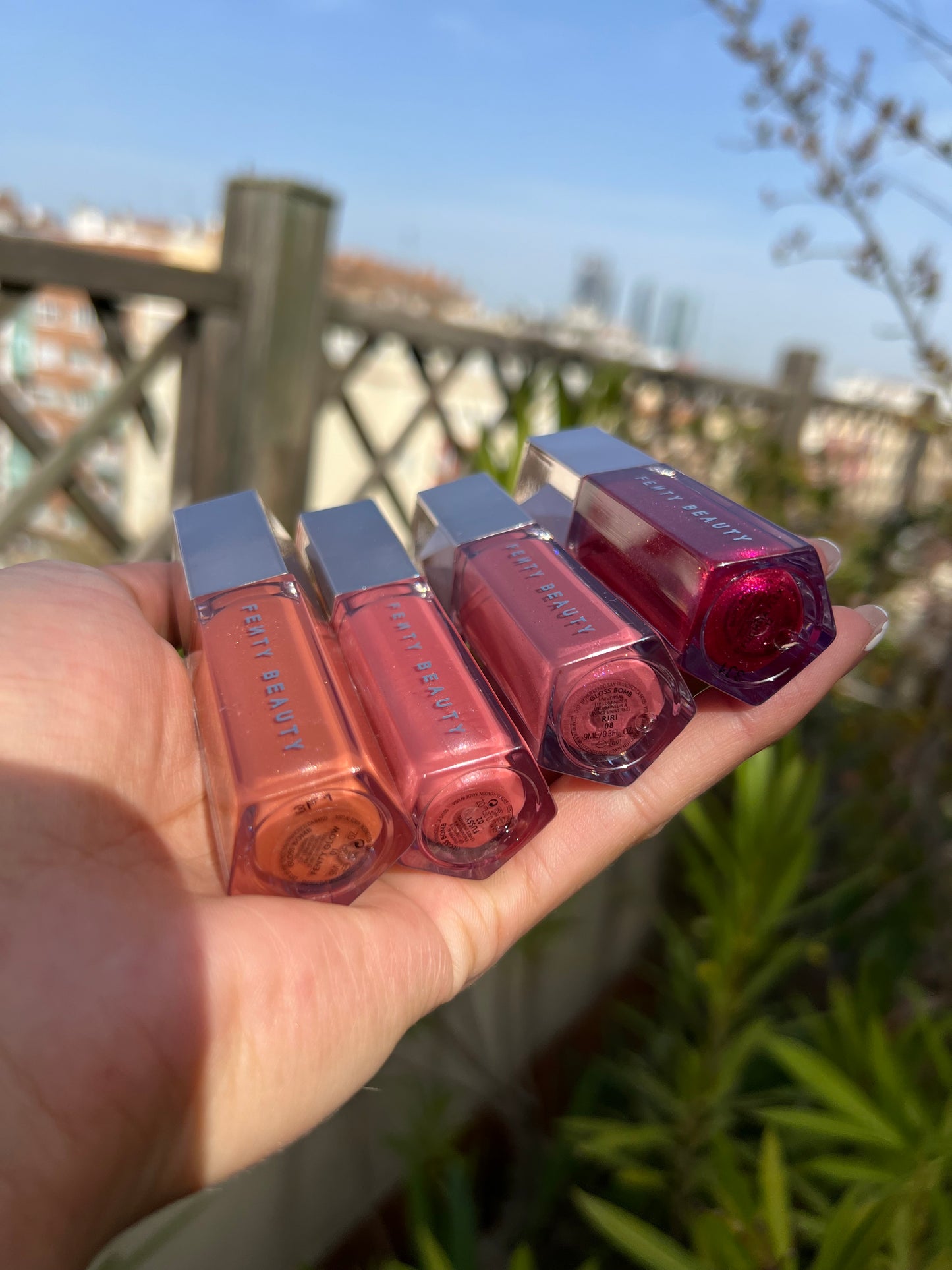 Fenty Beauty By Rihanna Gloss Bomb Universal Lip Luminizer