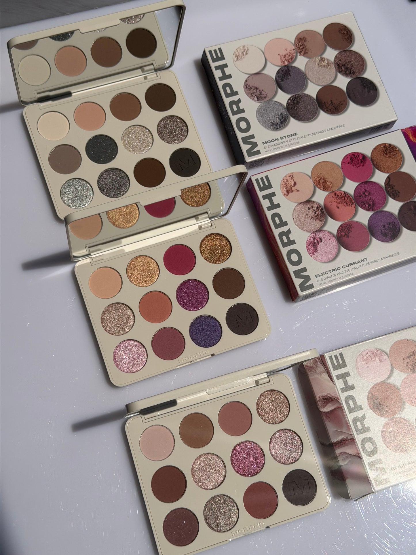MORPHE CHROMAPLUS 12-PAN EYESHADOW PALETTE- Rose Frequency