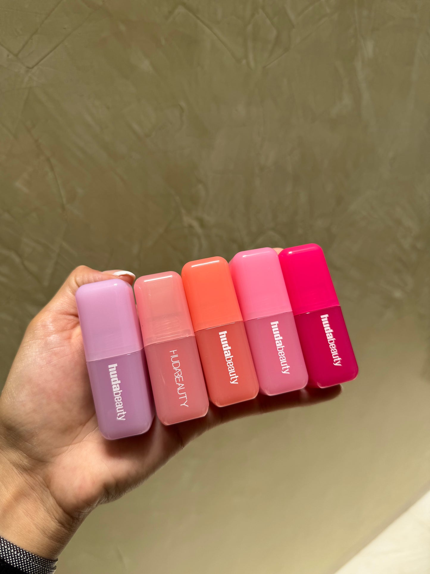HUDA BEAUTY Blush Filter Soft Glow Liquid Blush SUNSET LYCHEE
