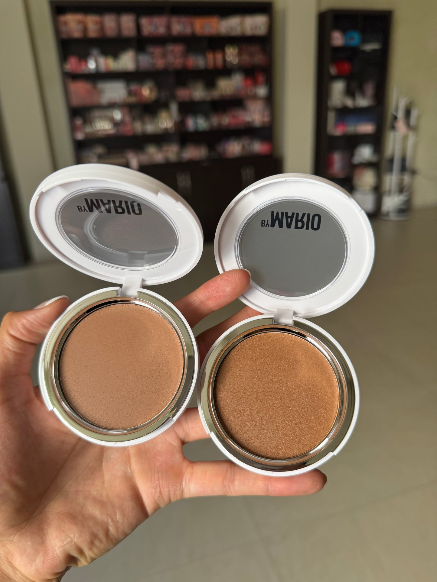 MAKEUP BY MARIO SoftSculpt Transforming Skin Enhancer- TONO- LIGHT MEDIUM