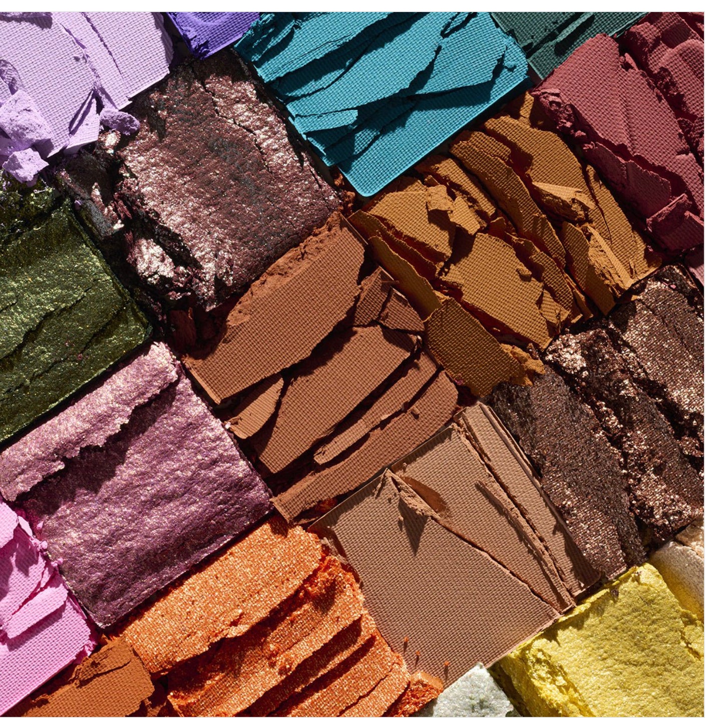 Overdressed Shadow Palette LUIS TORRES X Beauty Creations