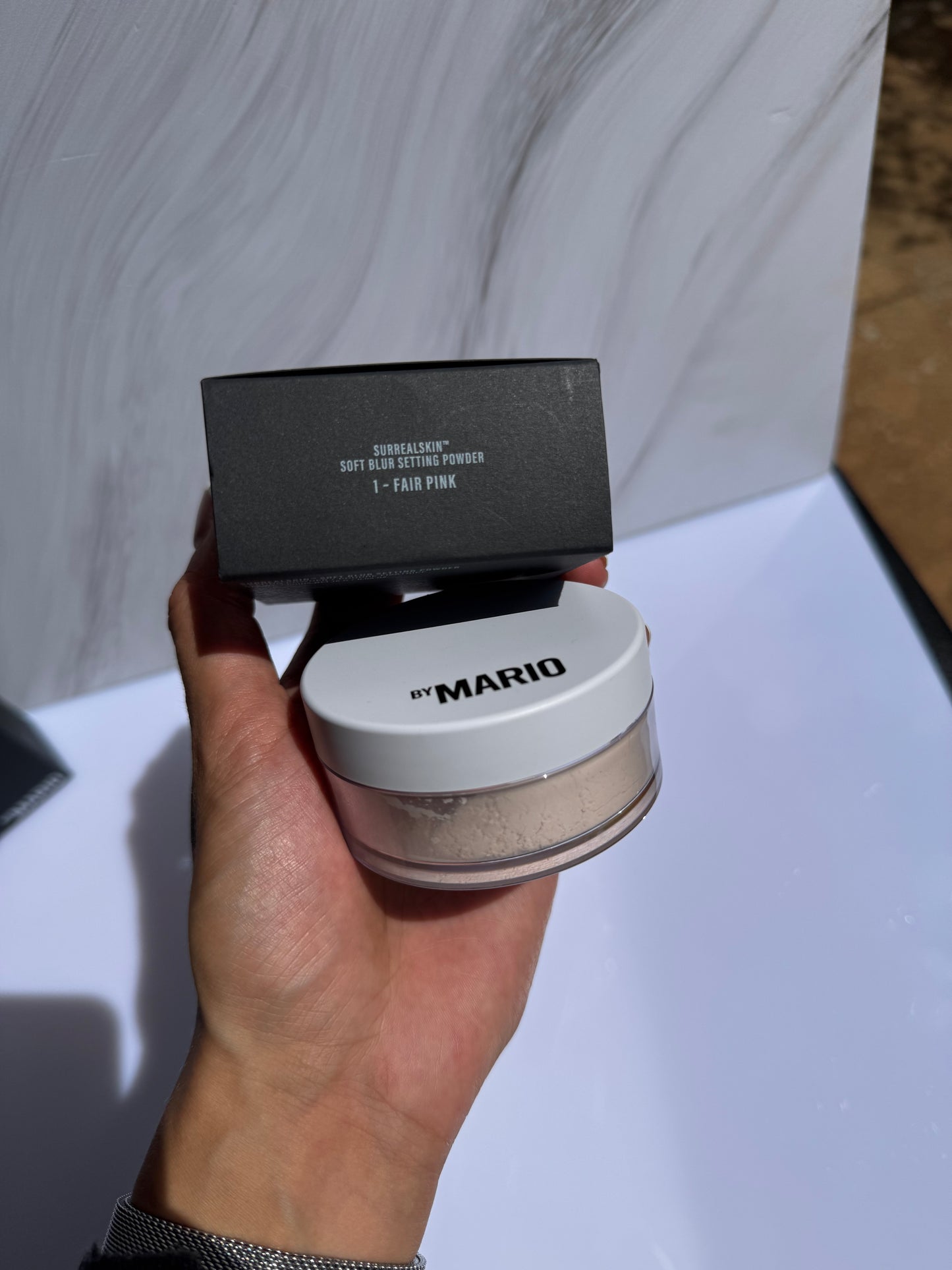MAKEUP BY MARIO SurrealSkin™ Talc-Free Soft Blur Setting Powder Tono-1 Fair Pink