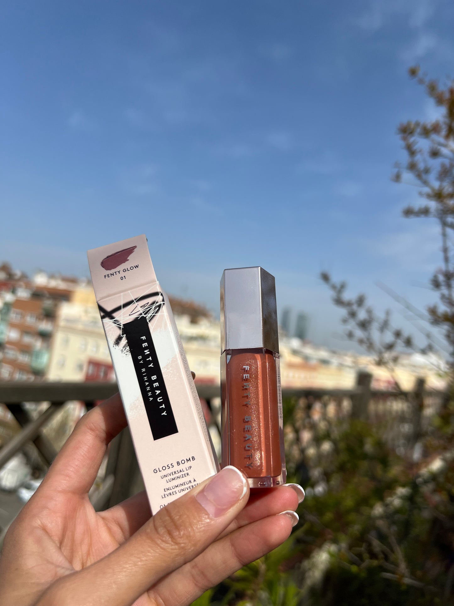 Fenty Beauty By Rihanna Gloss Bomb Universal Lip Luminizer