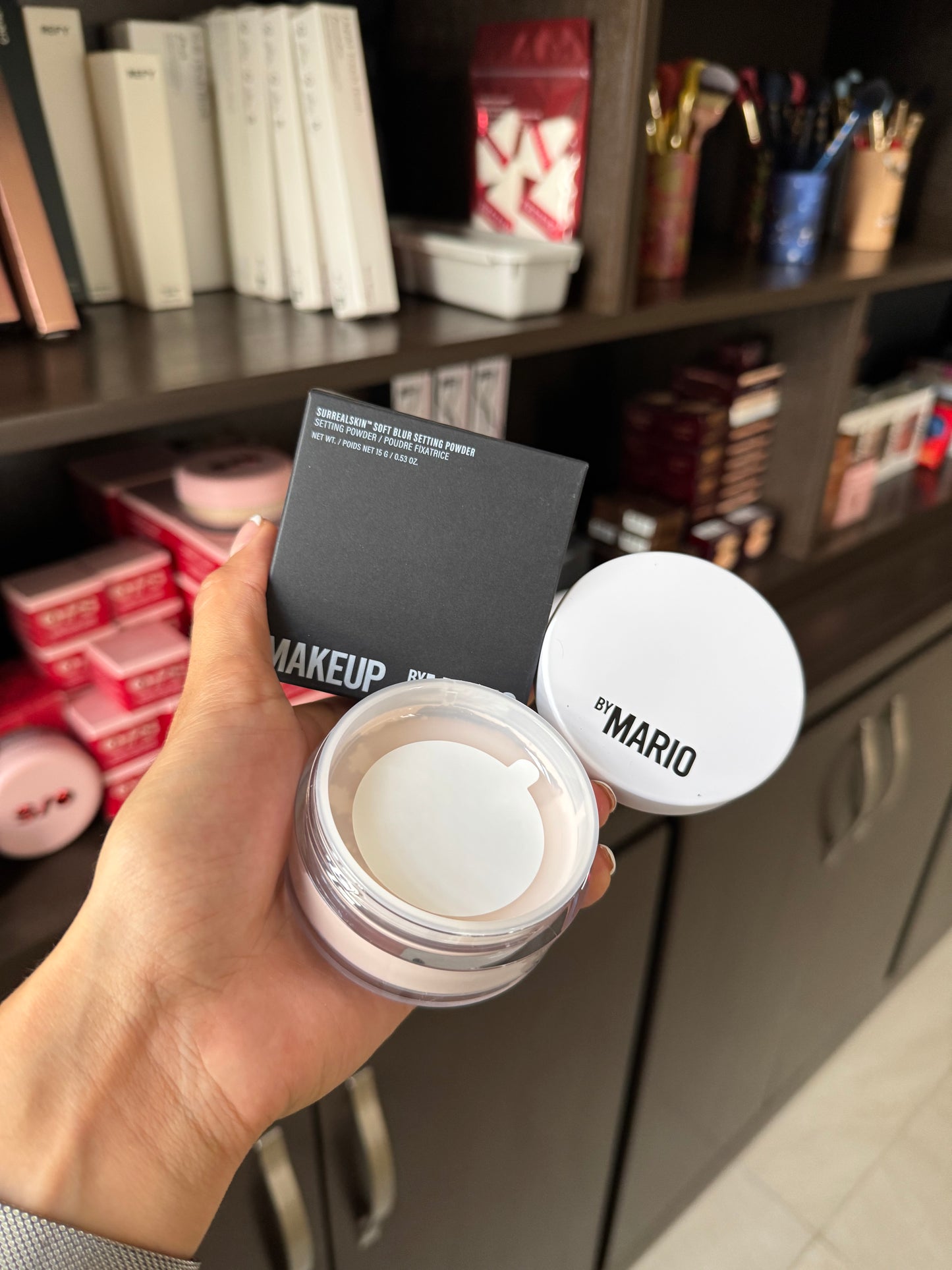 MAKEUP BY MARIO SurrealSkin™ Talc-Free Soft Blur Setting Powder Tono-1 Fair Pink