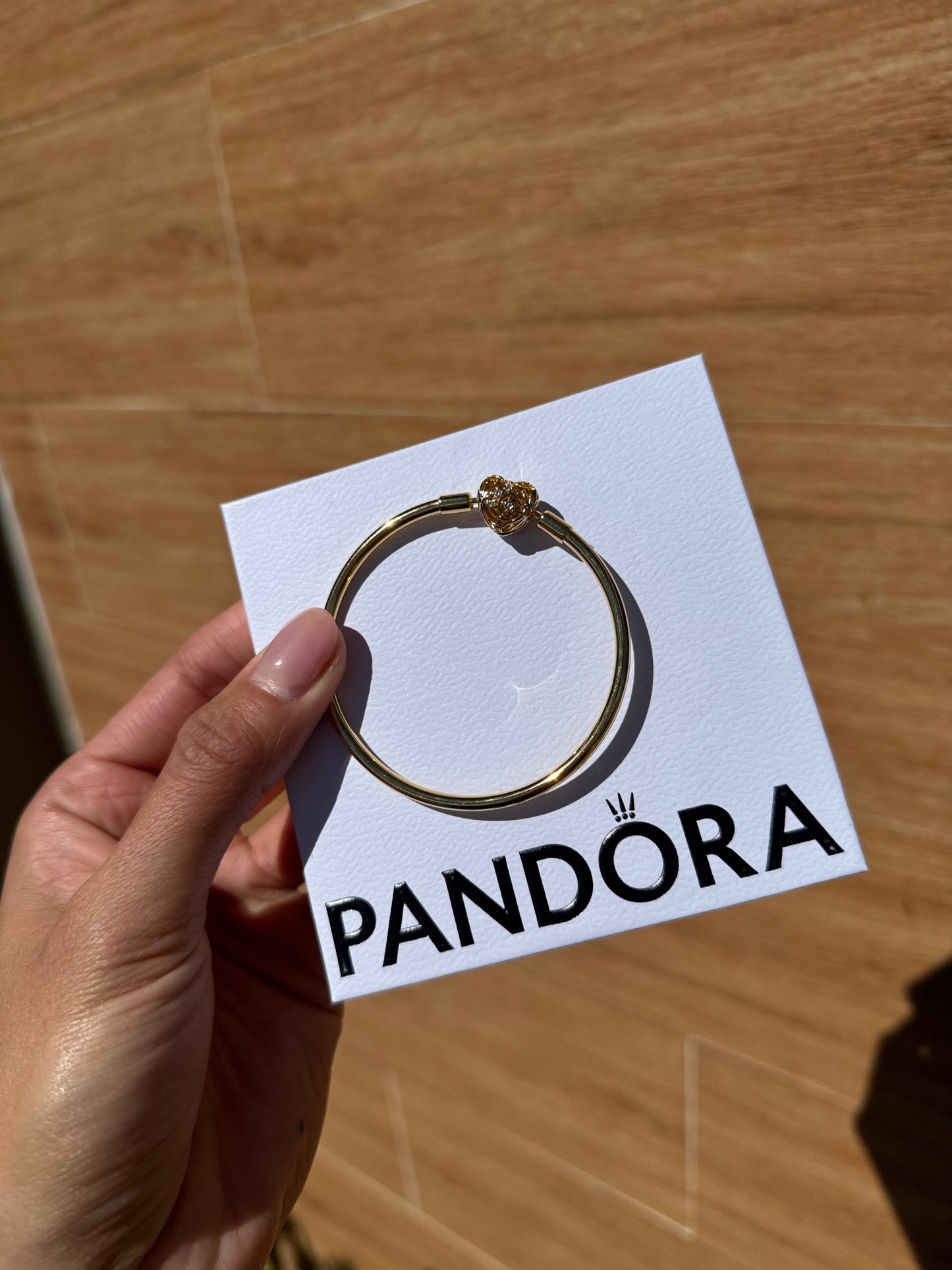 Brazalete Rígido Oro PANDORA 16cm- 17cm