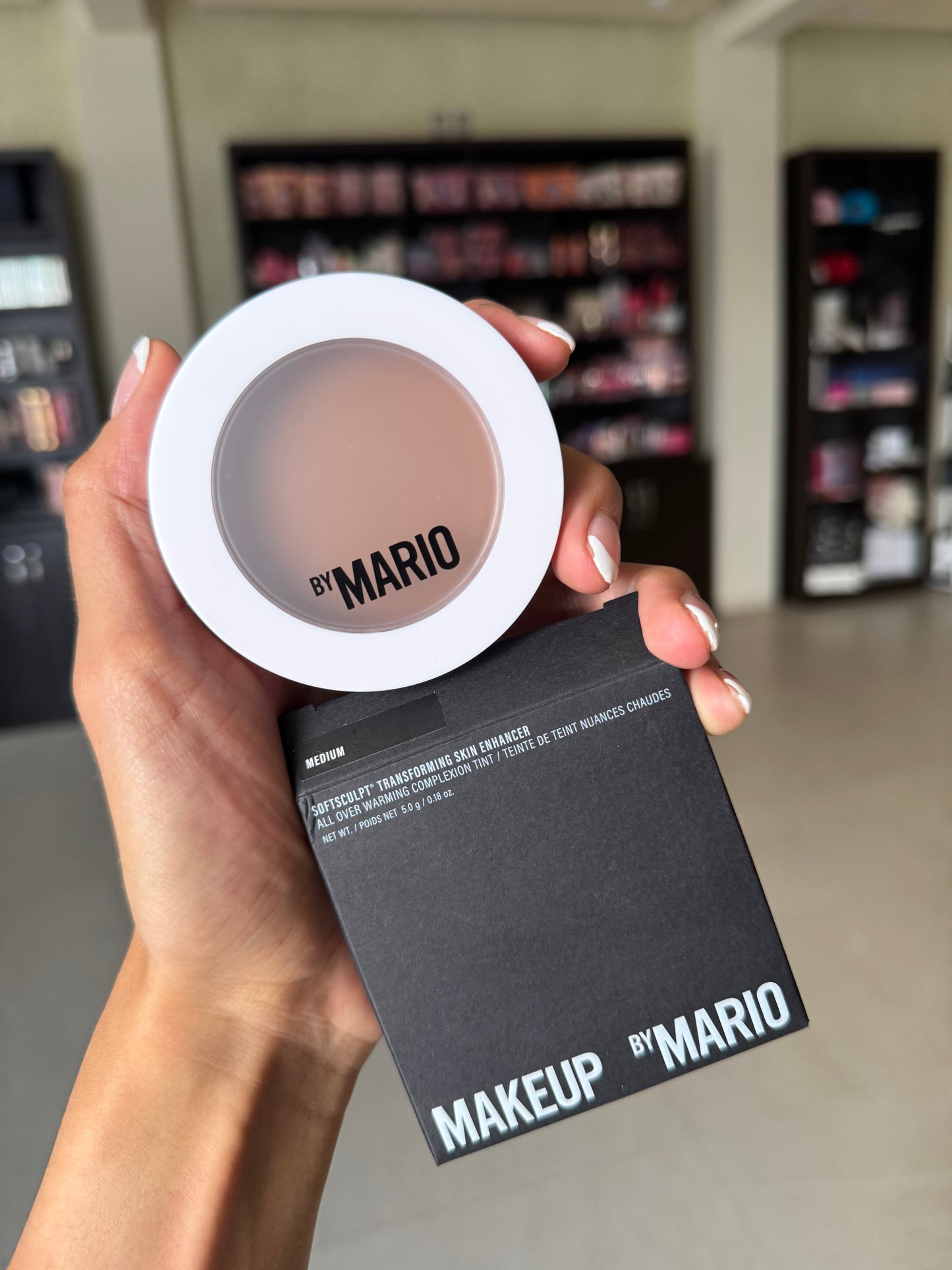 MAKEUP BY MARIO SoftSculpt Transforming Skin Enhancer- TONO- MEDIUM