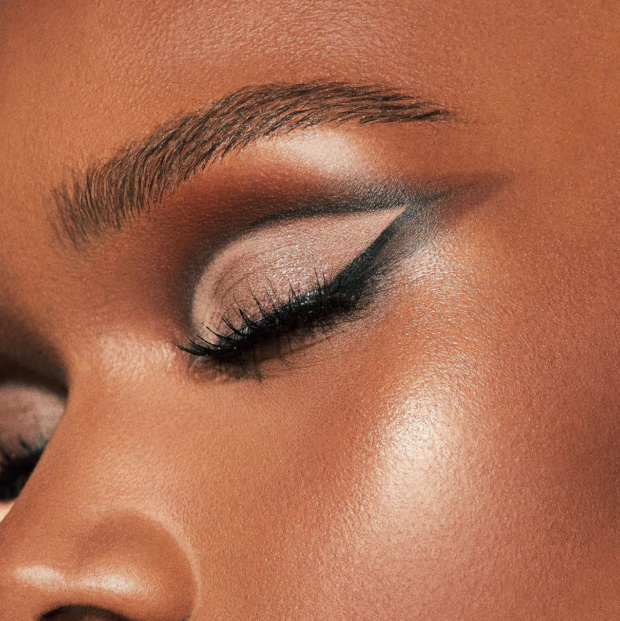 PATRICK TA Major Dimension Precision Gel Eyeliner TONO- RICH BROWN