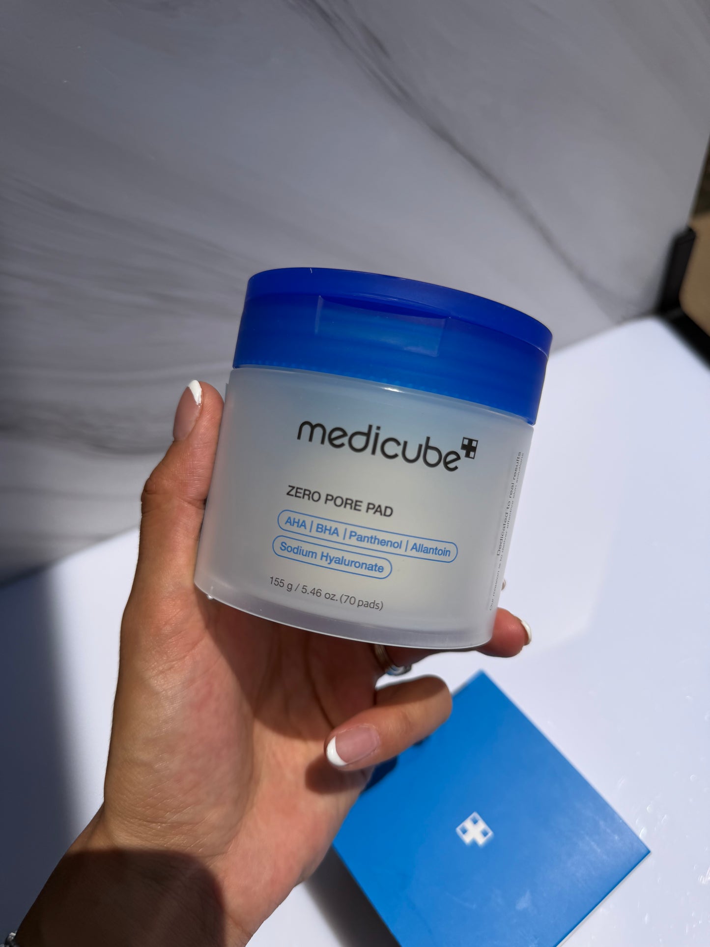 medicube-Zero Pore Pad