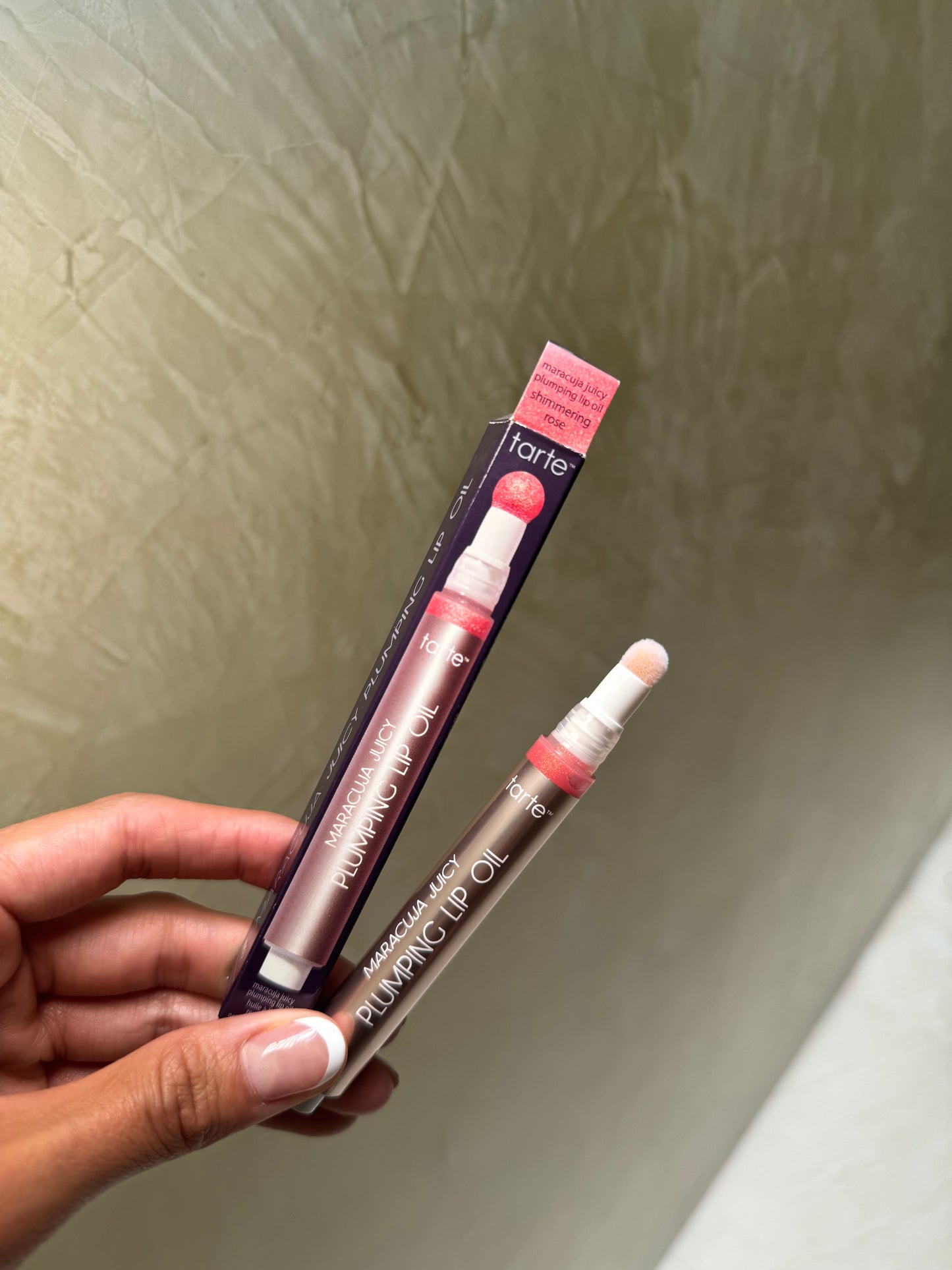 Maracuja juicy plumping lip oil- Tarte tono Shimmering Rose