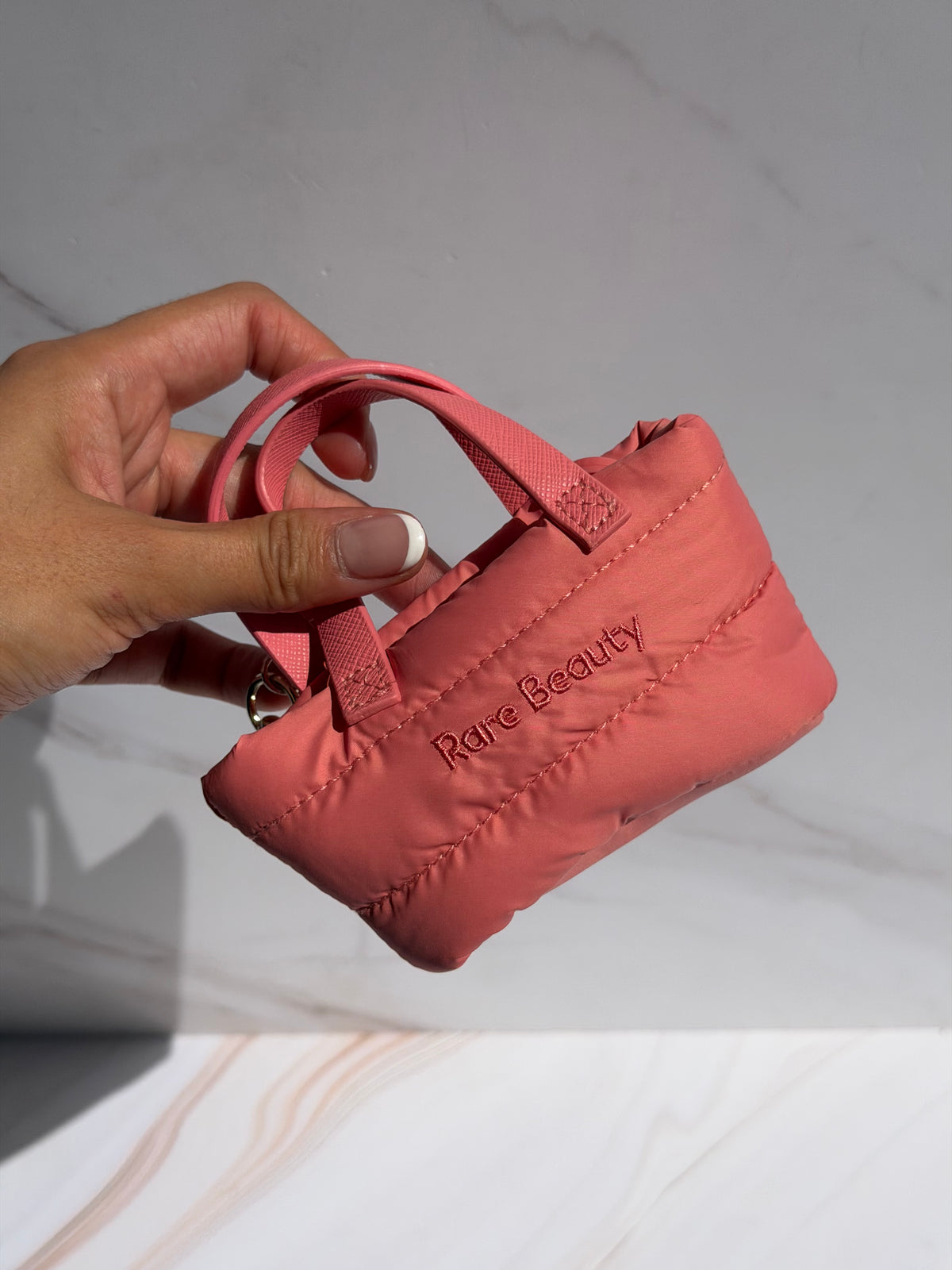 Rare beauty-Mini Puffy Bag Rosa