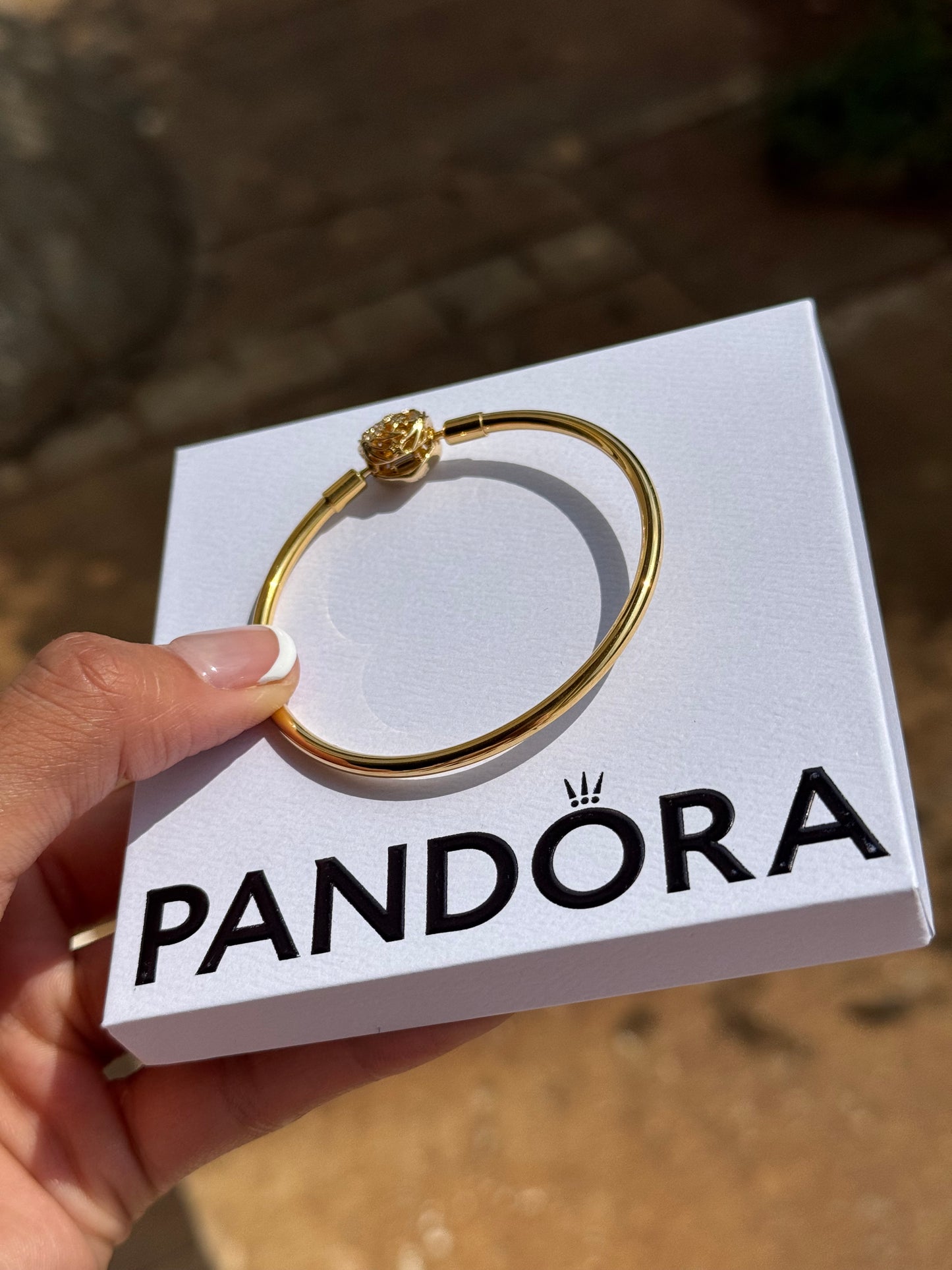 Brazalete Rígido Oro PANDORA 16cm- 17cm