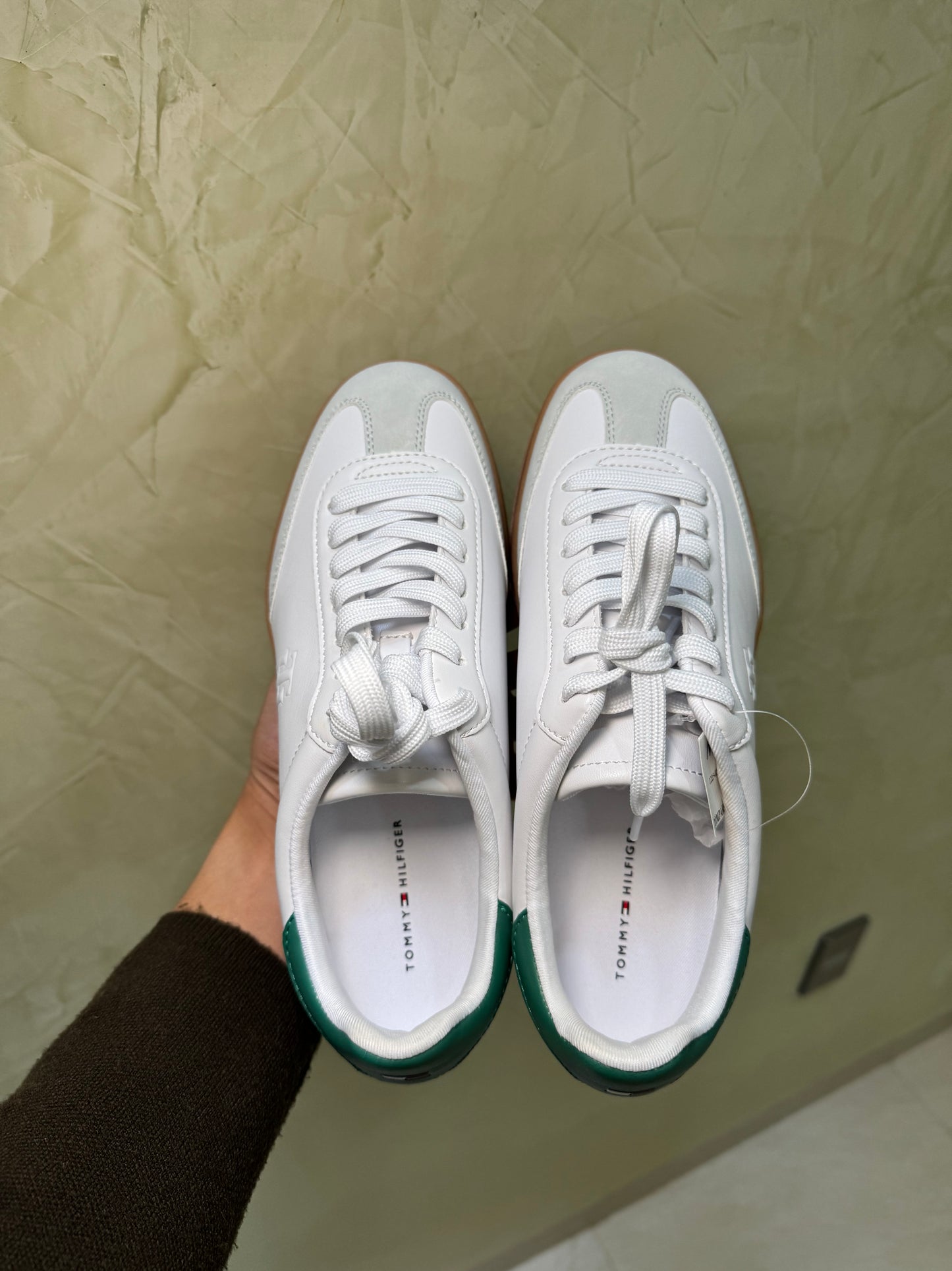 Tenis Tommy Hilfiger Talla 25MX (sin caja)