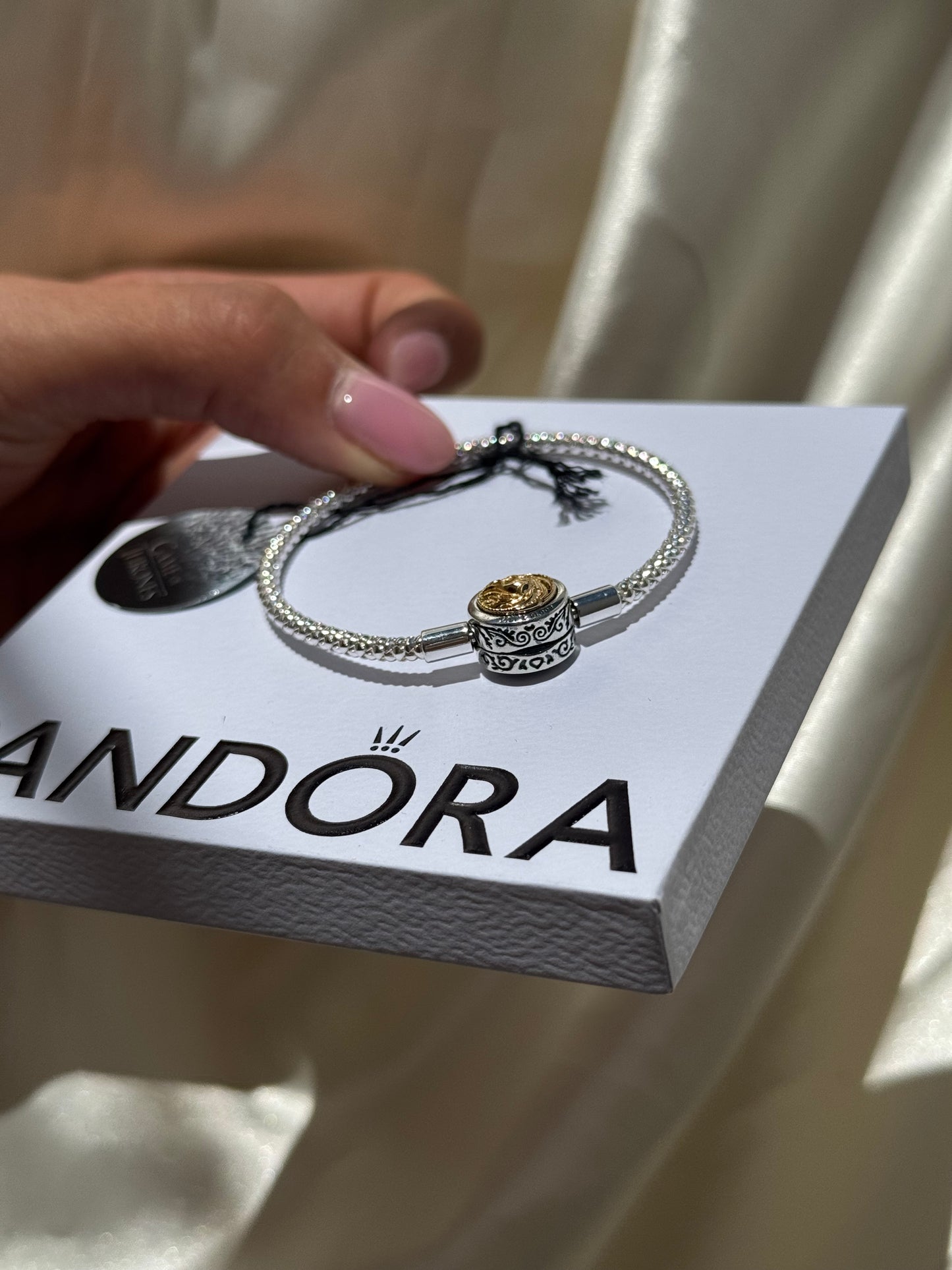 PANDORA Game of Thrones House Sigil Clasp Pandora Moments Studded Chain Bracelet 17cm