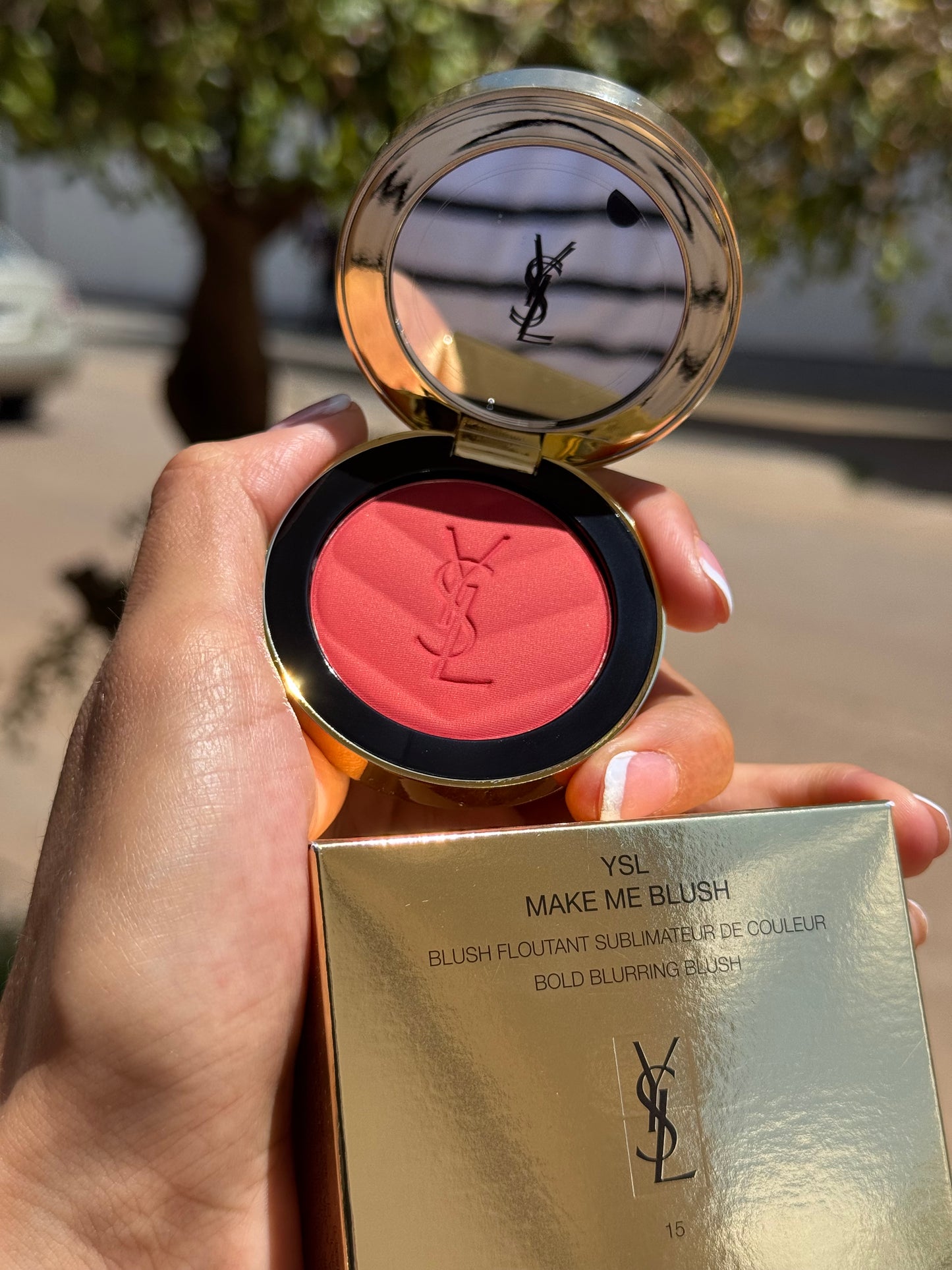 Yves Saint Laurent Make Me Blush 24H Buildable Powder Blush tono- 15 Chili Crush YSL