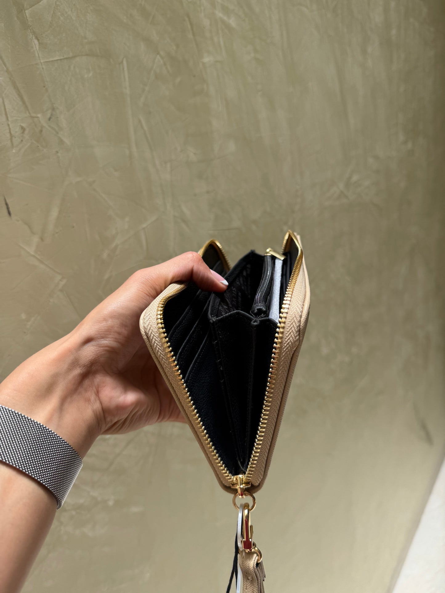 Cartera Steve Madden Beige