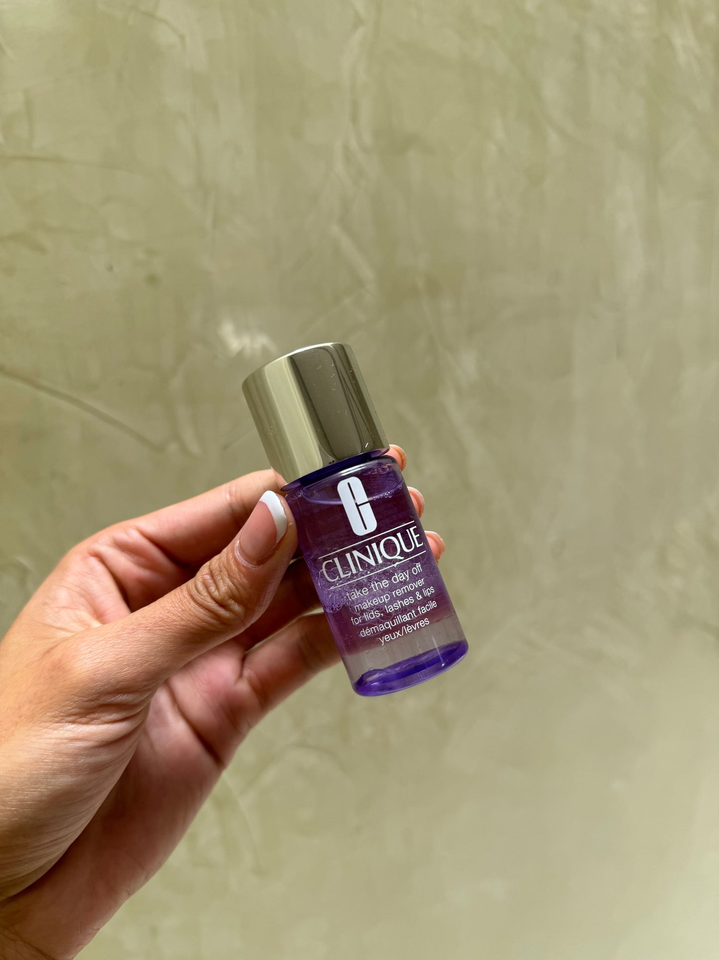 CLINIQUE Mini Take The Day Off Makeup Remover For Lids, Lashes & Lips 30ml