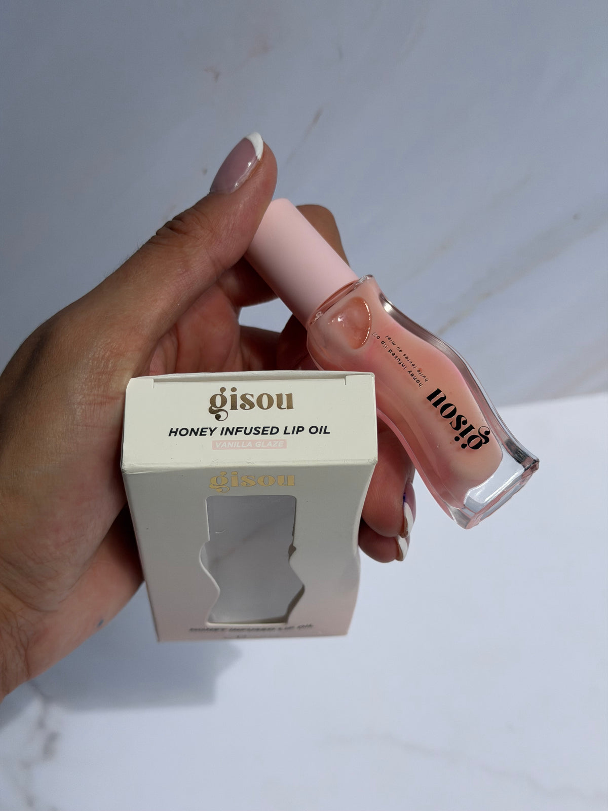 Honey Infused Hydrating Lip Oil Gisou