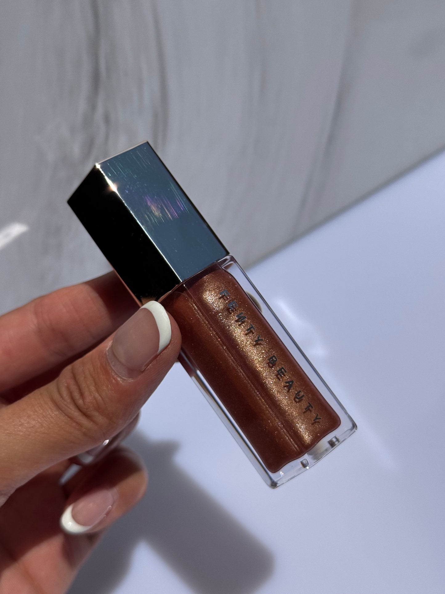 The Gloss Bomb Vault- FENTY BEAUTY