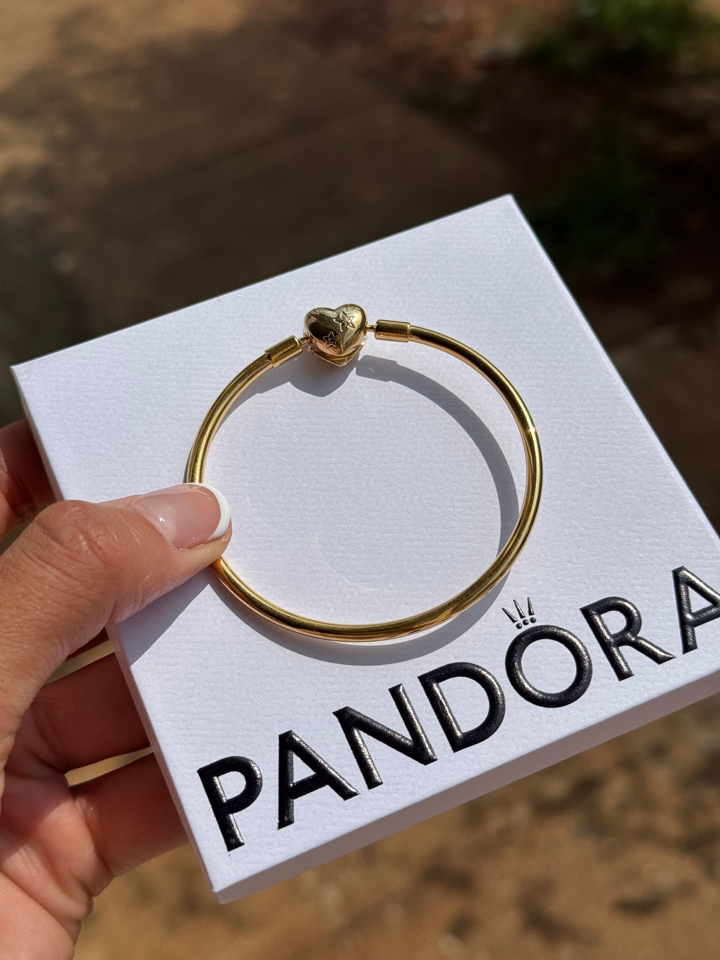 Brazalete Rígido Oro PANDORA 16cm- 17cm