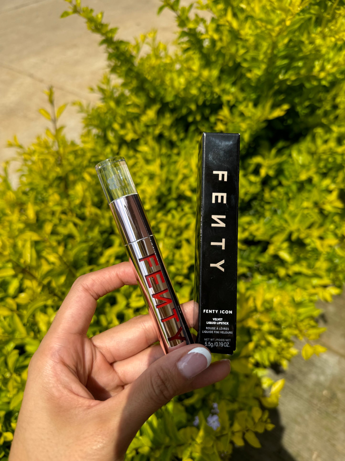 Fenty Beauty by Rihanna- Fenty Icon Velvet Liquid Lipstick Tono- H.B.I.C. 02