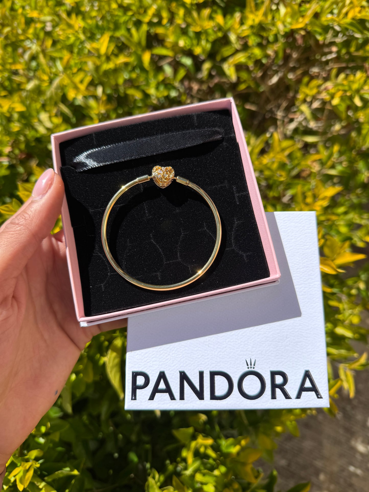 Brazalete Rígido Oro PANDORA 16cm- 17cm