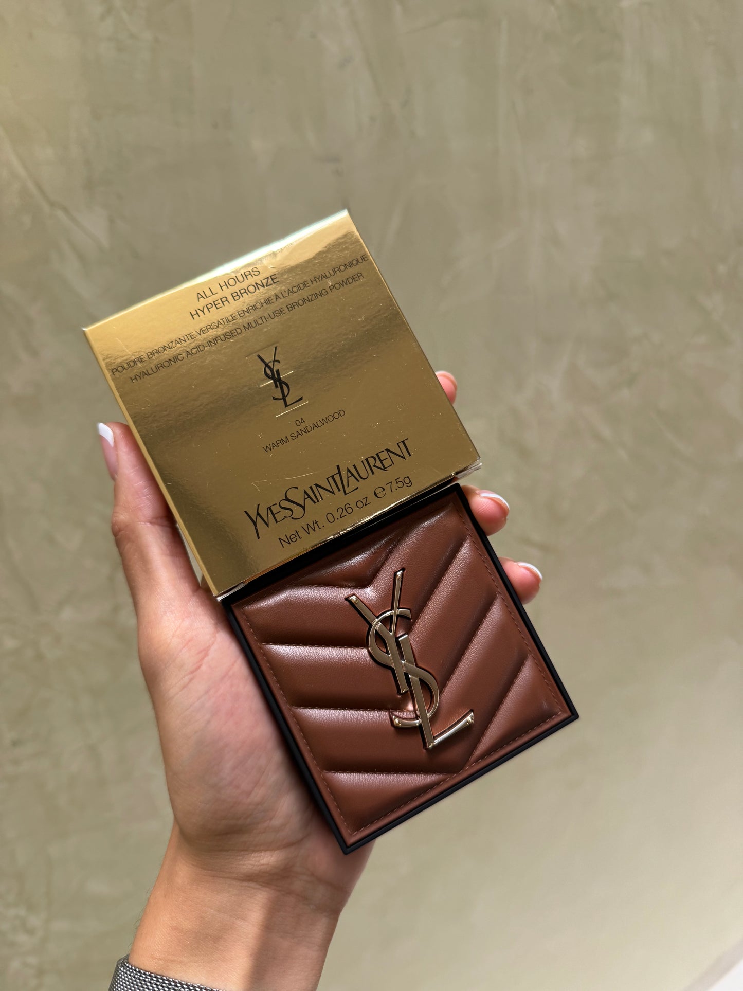 Yves Saint Laurent All Hours 24H Hyper Sunkissed Glow Bronzer TONO-04 Warm Sandalwood