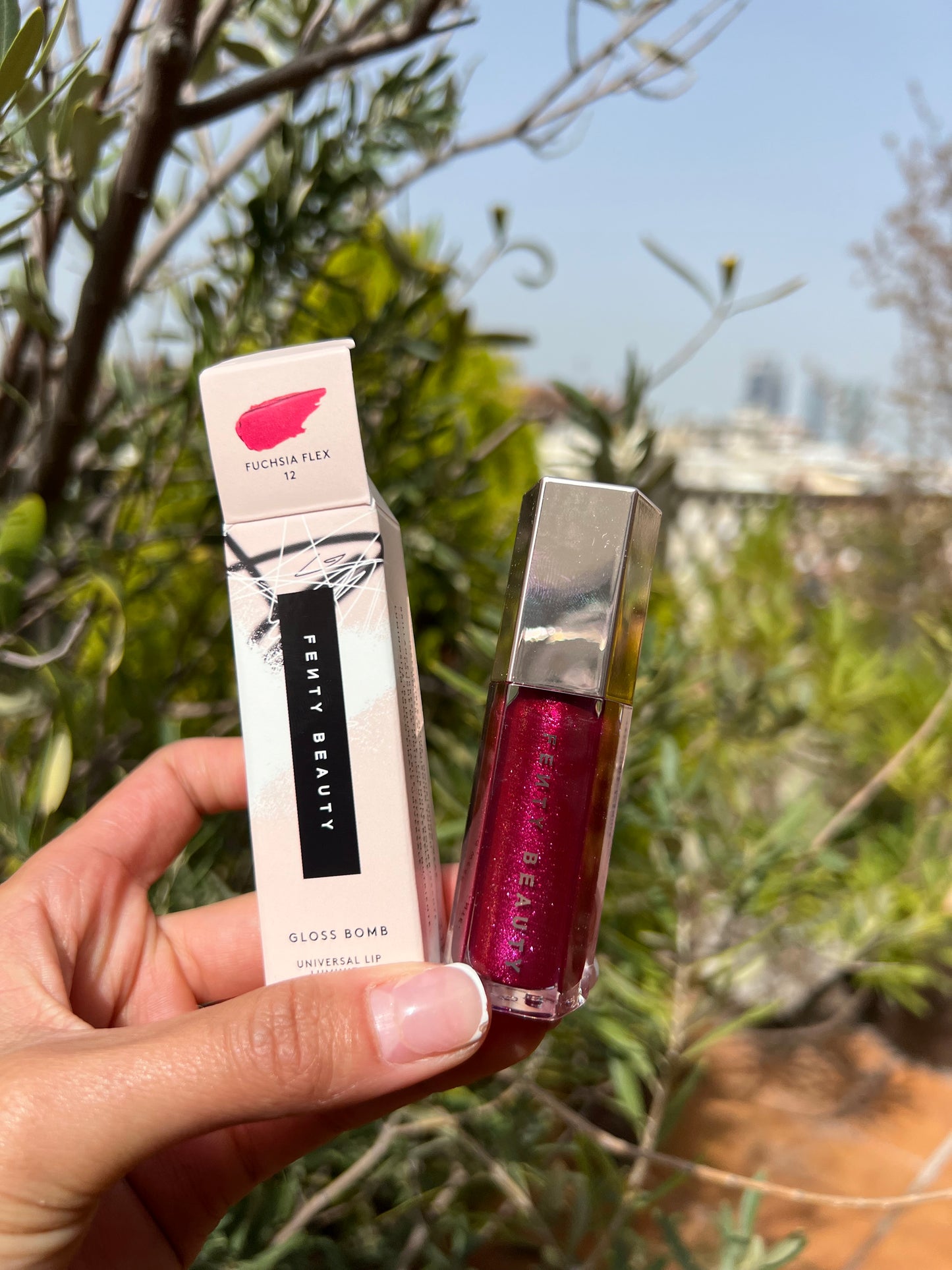 Fenty Beauty By Rihanna Gloss Bomb Universal Lip Luminizer