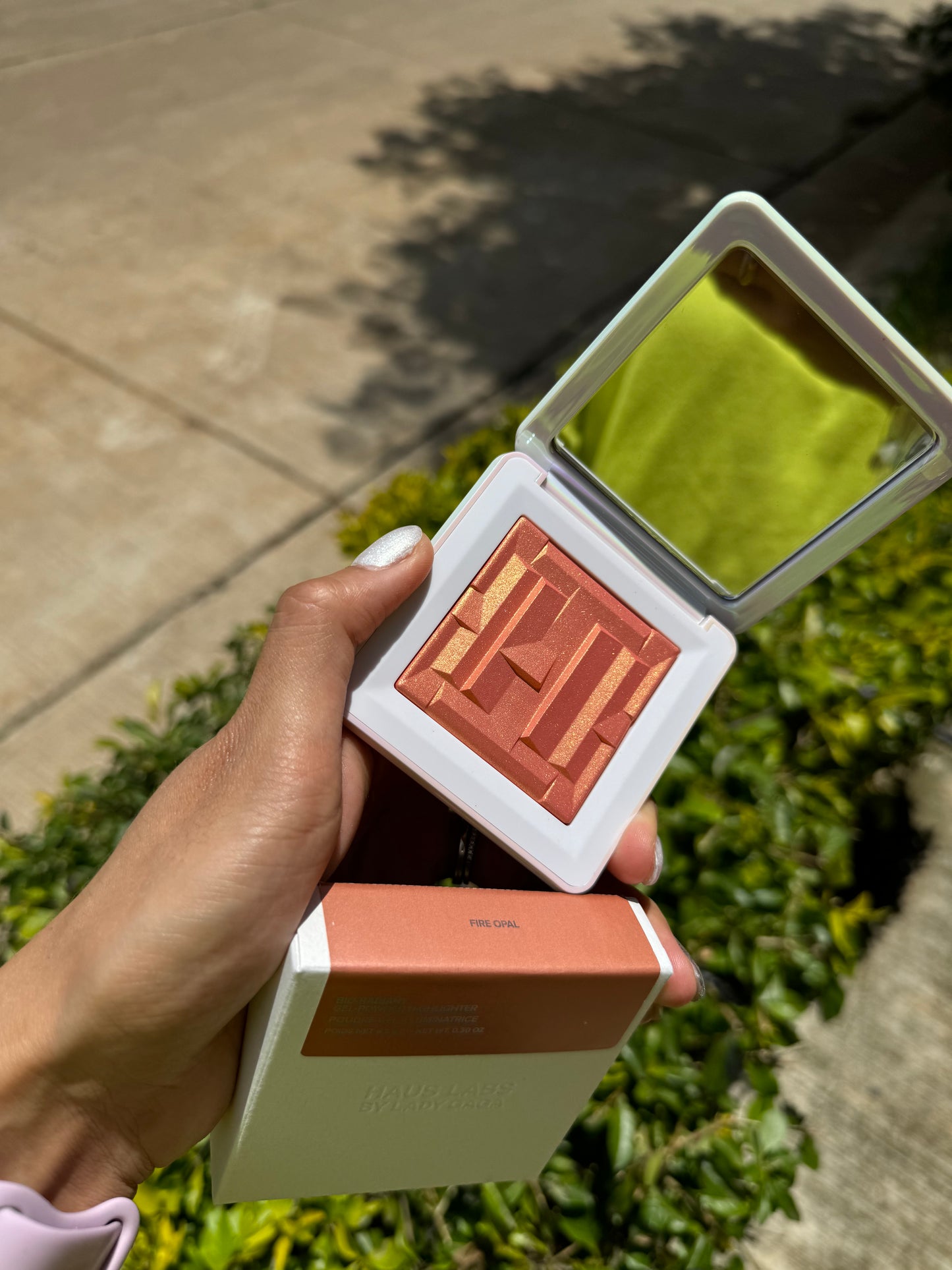 Bio-Radiant Gel-Powder Highlighter Haus Labs- FIRE OPAL