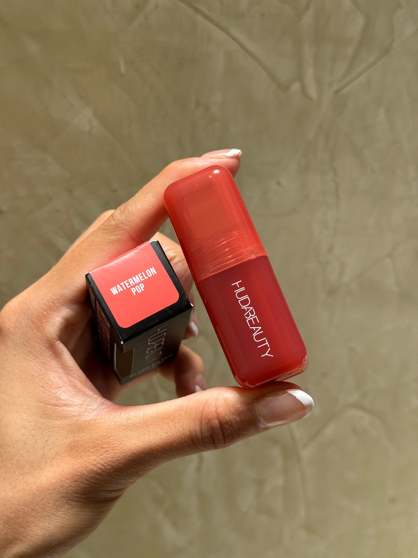 HUDA BEAUTY Blush Filter Soft Glow Liquid Blush SUNSET LYCHEE