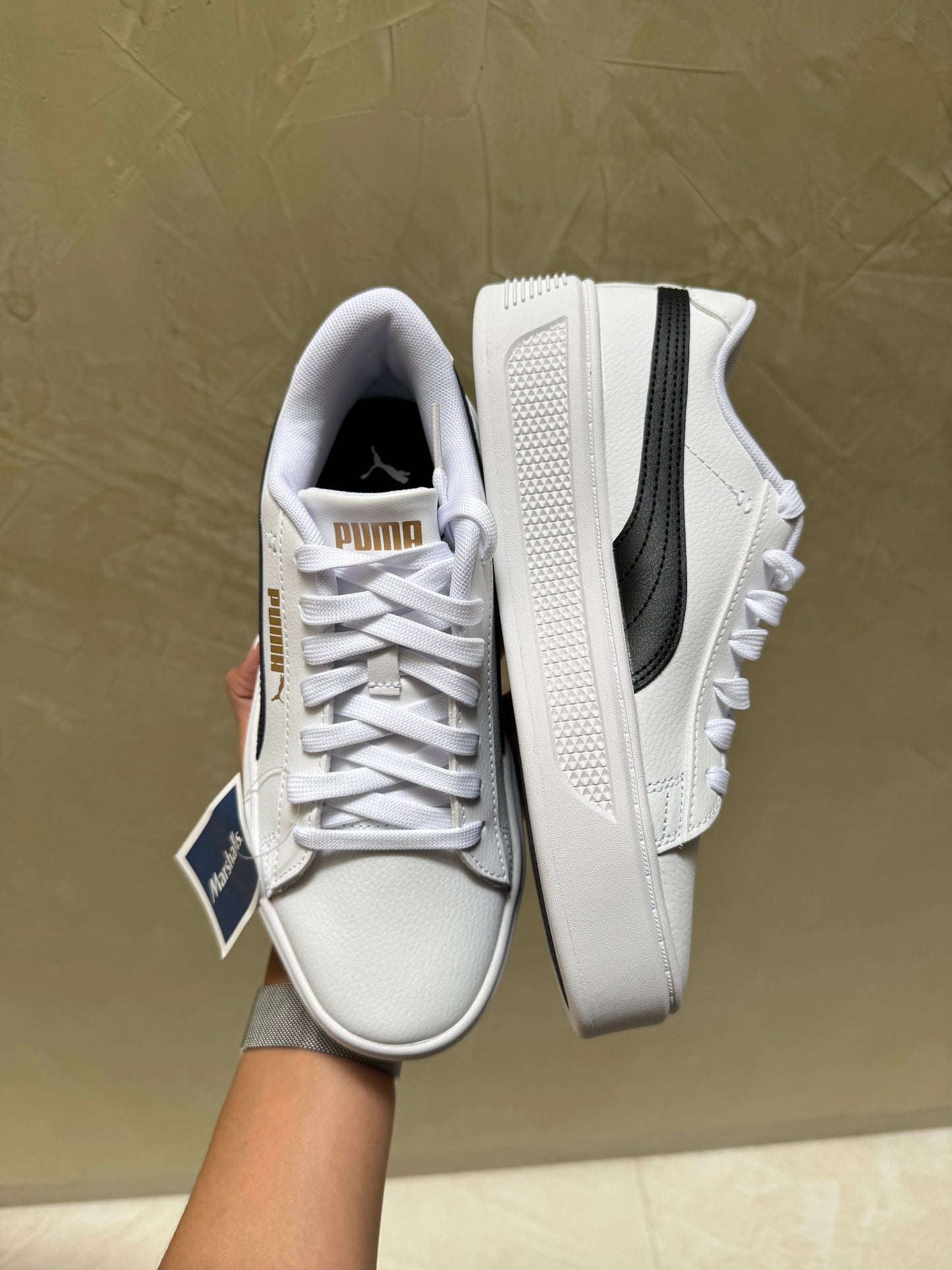 Tenis Puma Talla 23.5 (sin caja)