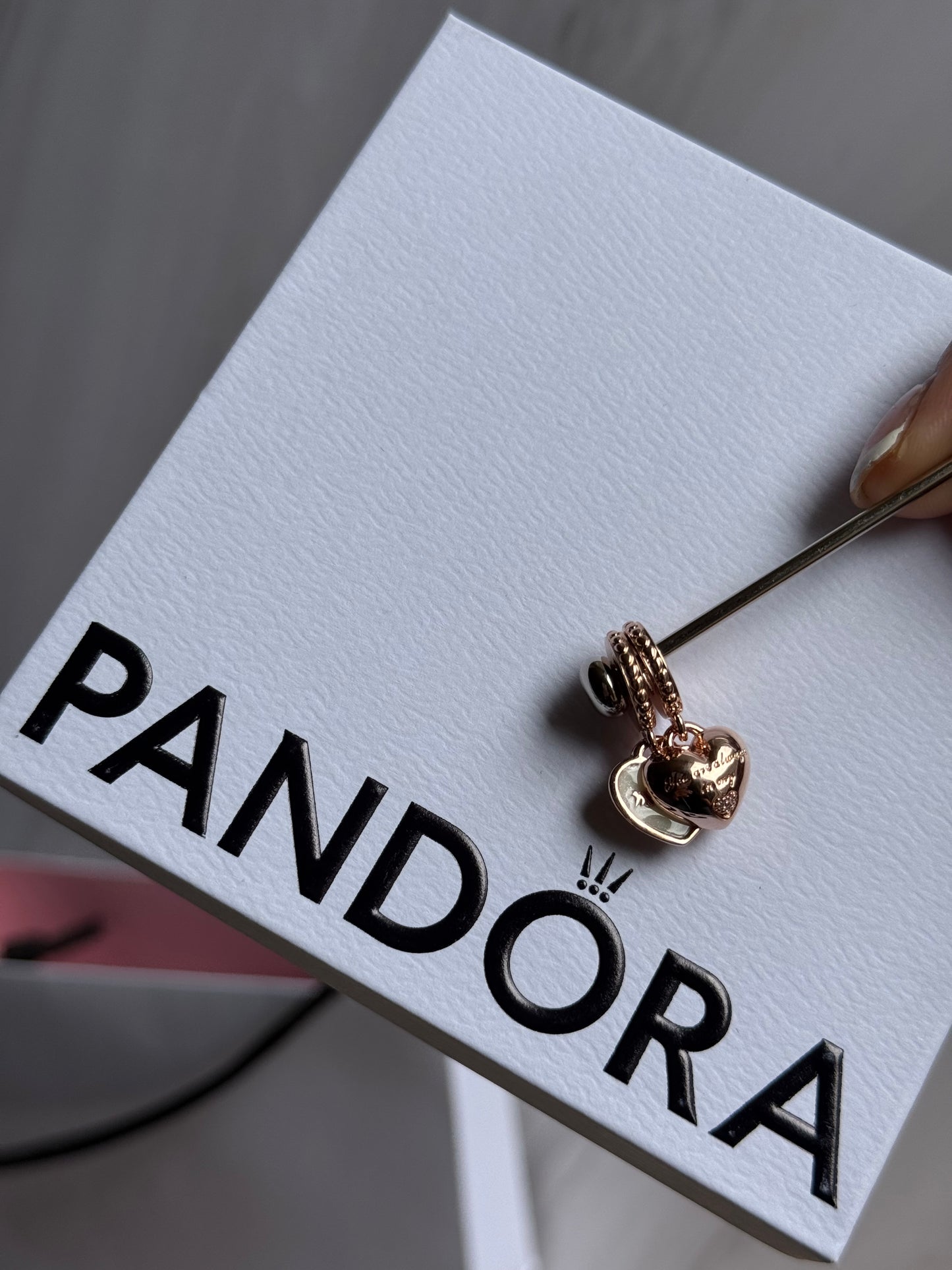 Duo Charm Madre e Hija en Oro Rosada PANDORA